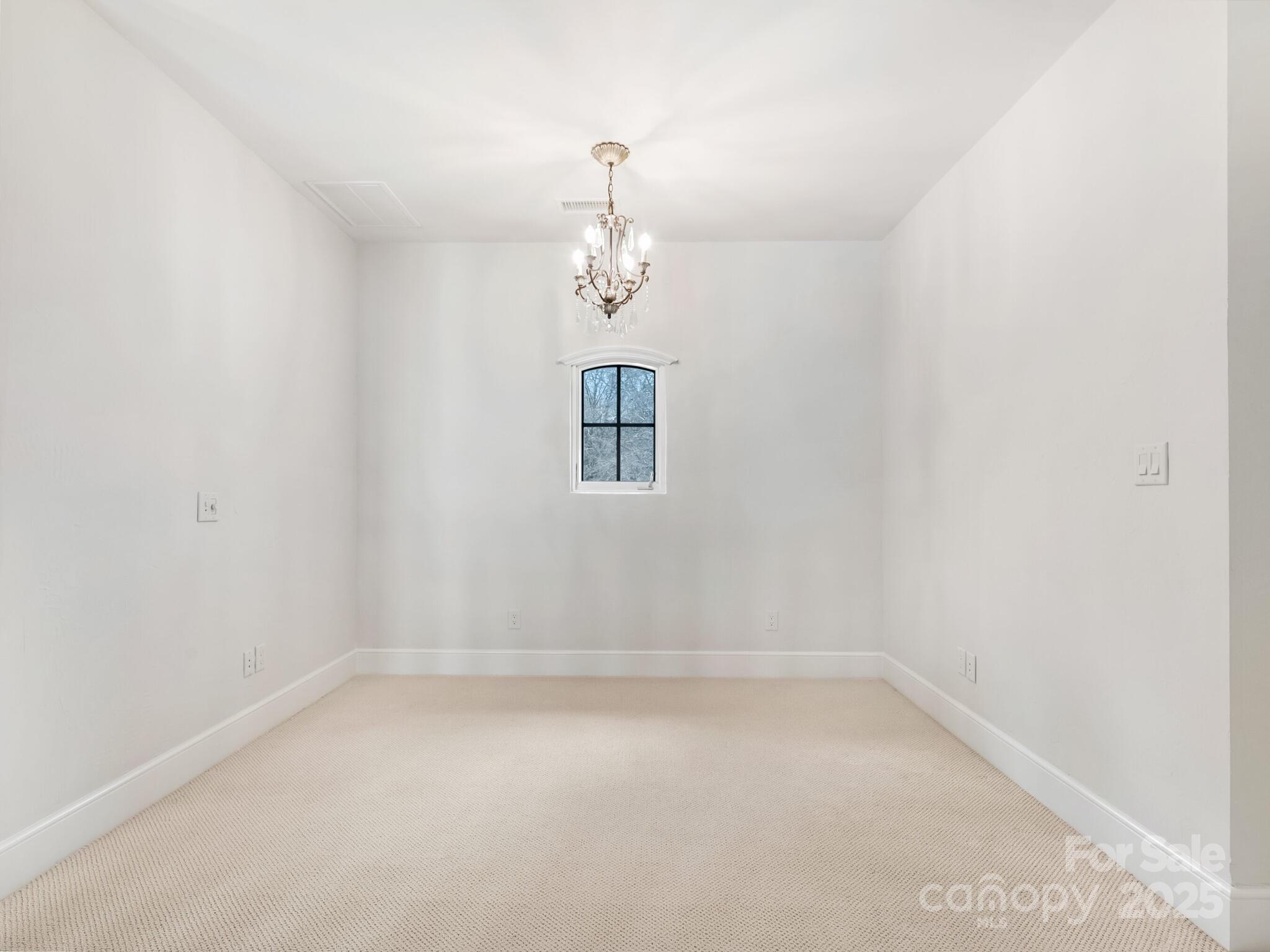 Seven Eagles - Residential