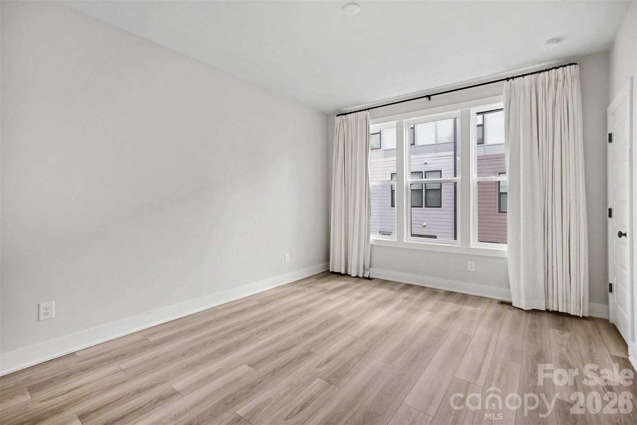 Tremont Station - Residential