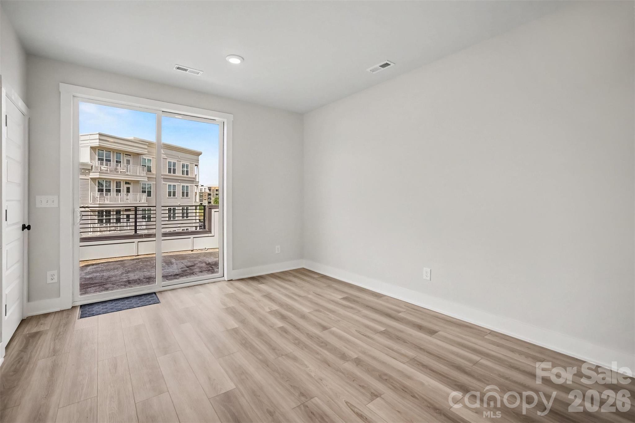 Tremont Station - Residential