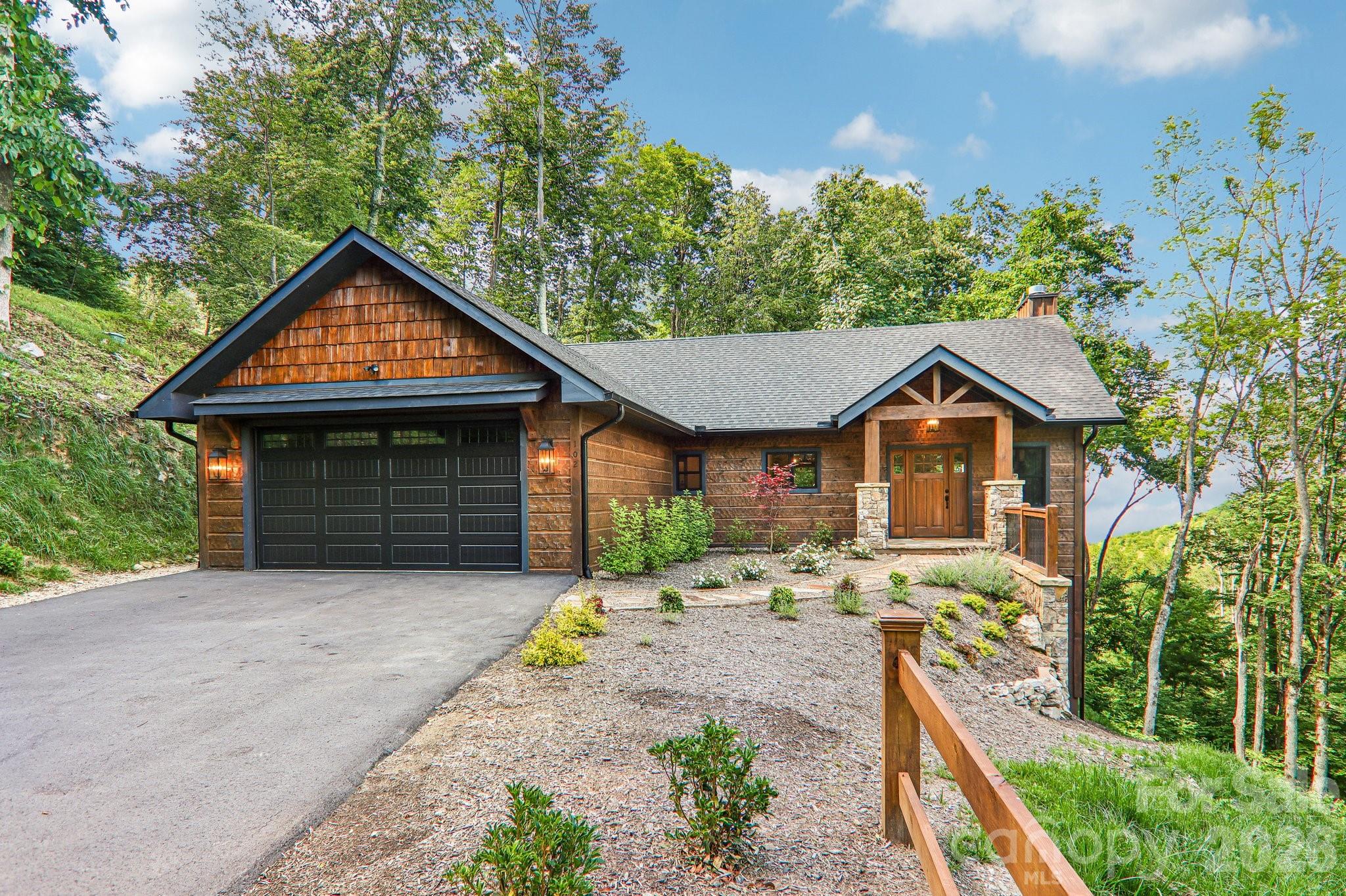 Smoky Mountain Retreat at Eagles Nest - Residential