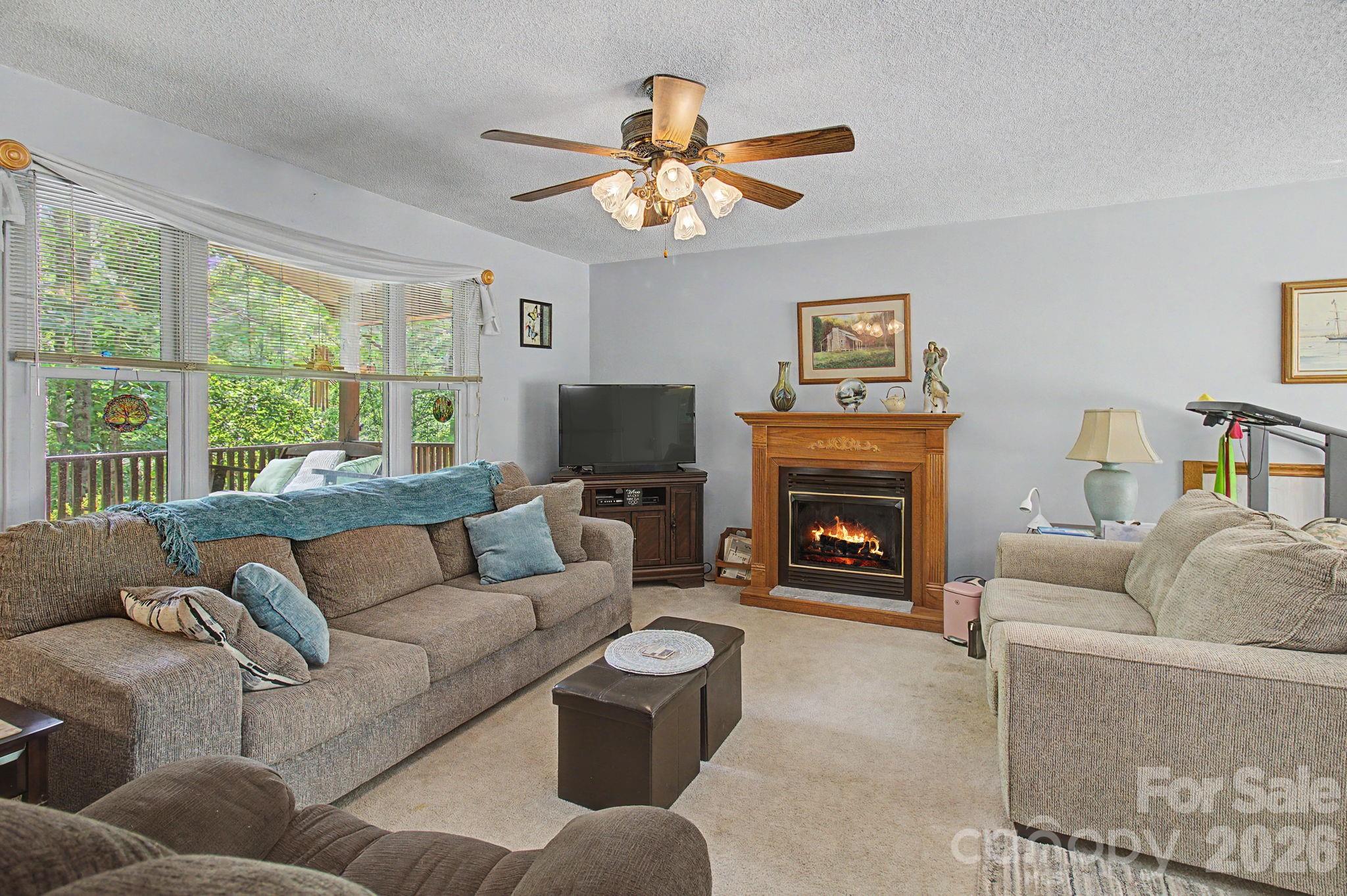 Pinecrest - Residential