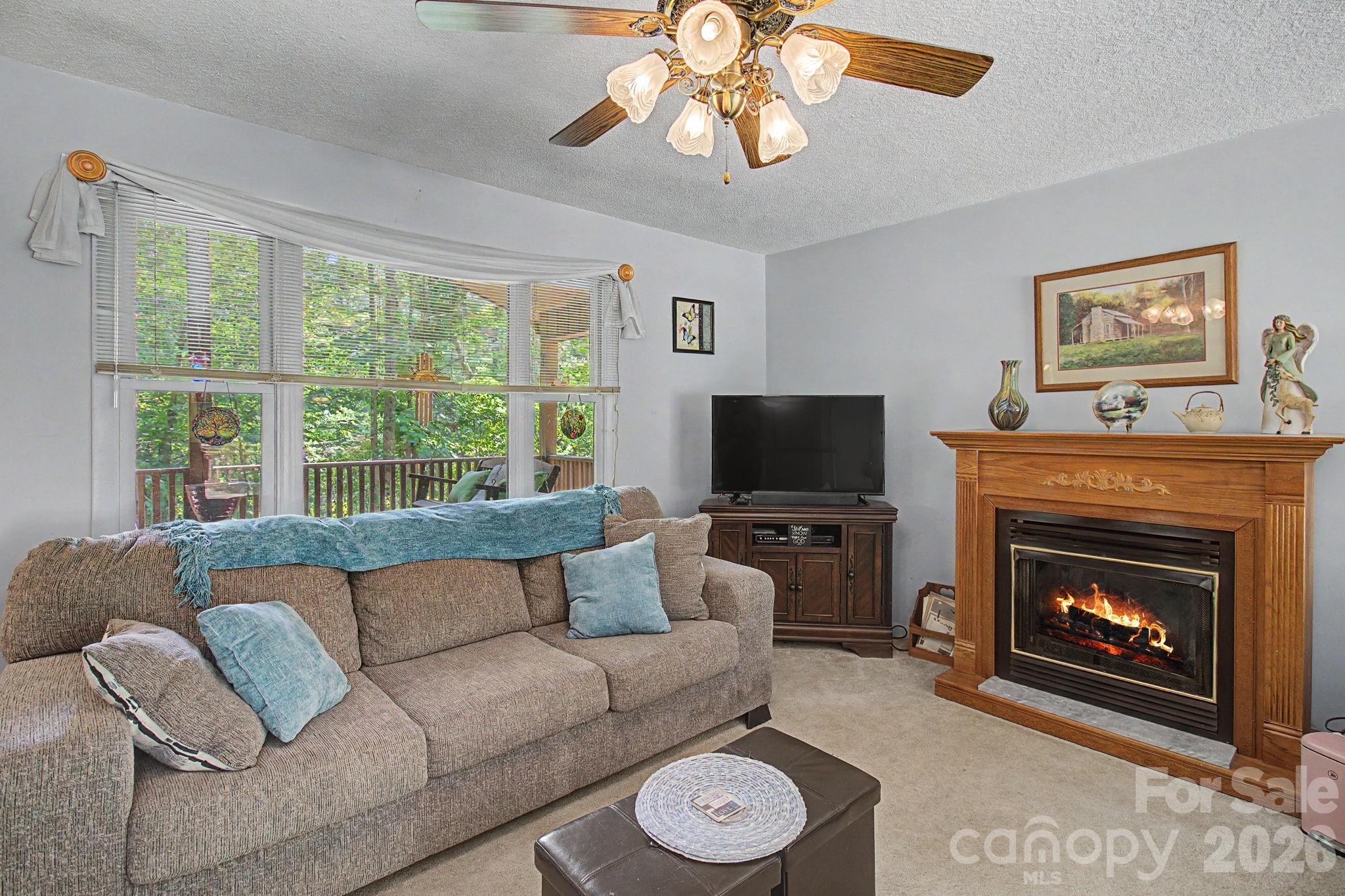 Pinecrest - Residential