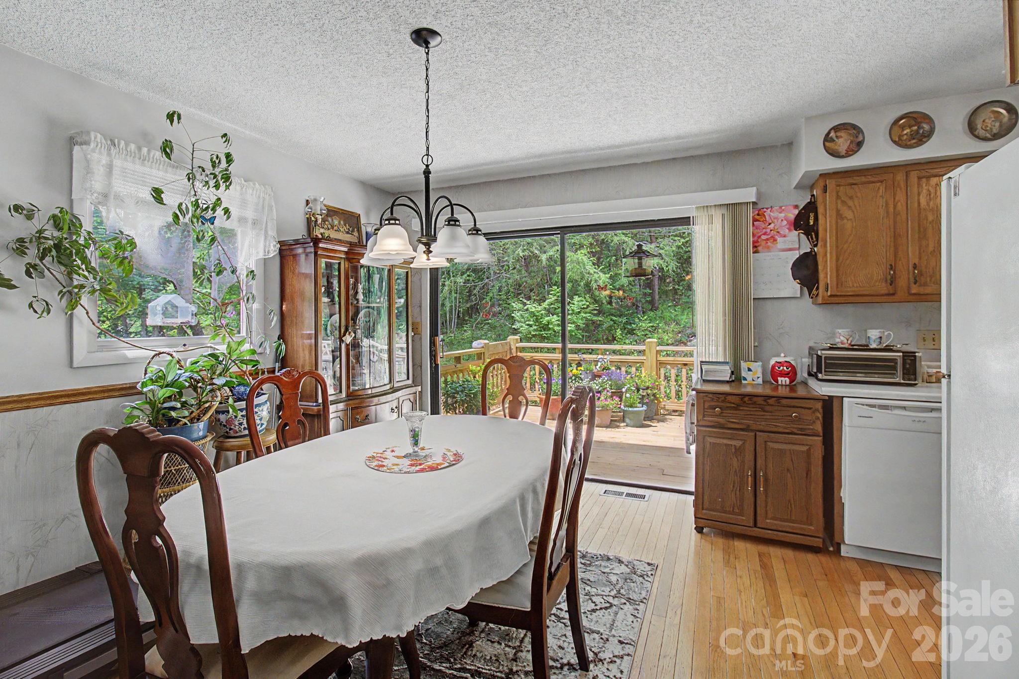 Pinecrest - Residential