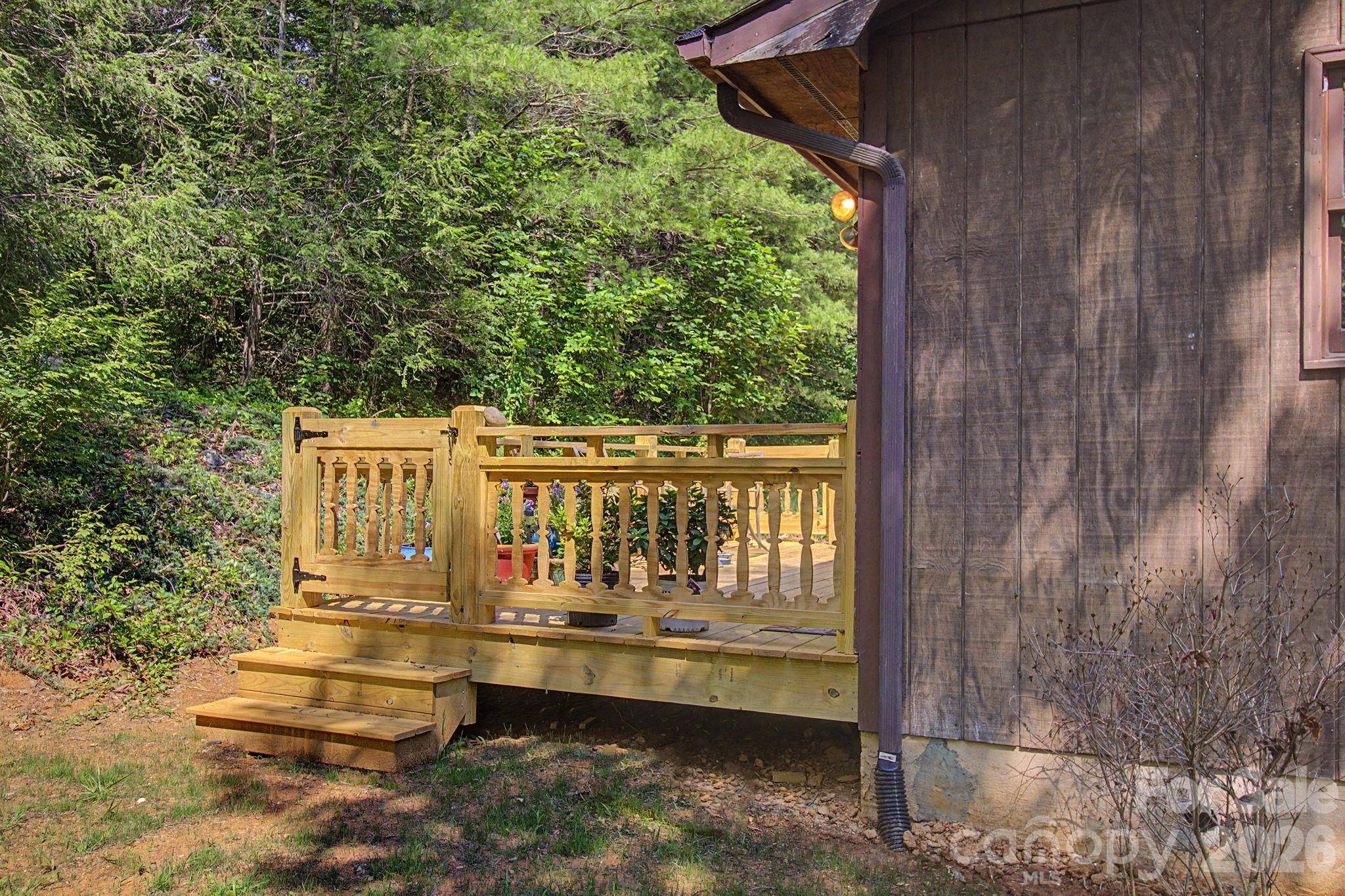 Pinecrest - Residential
