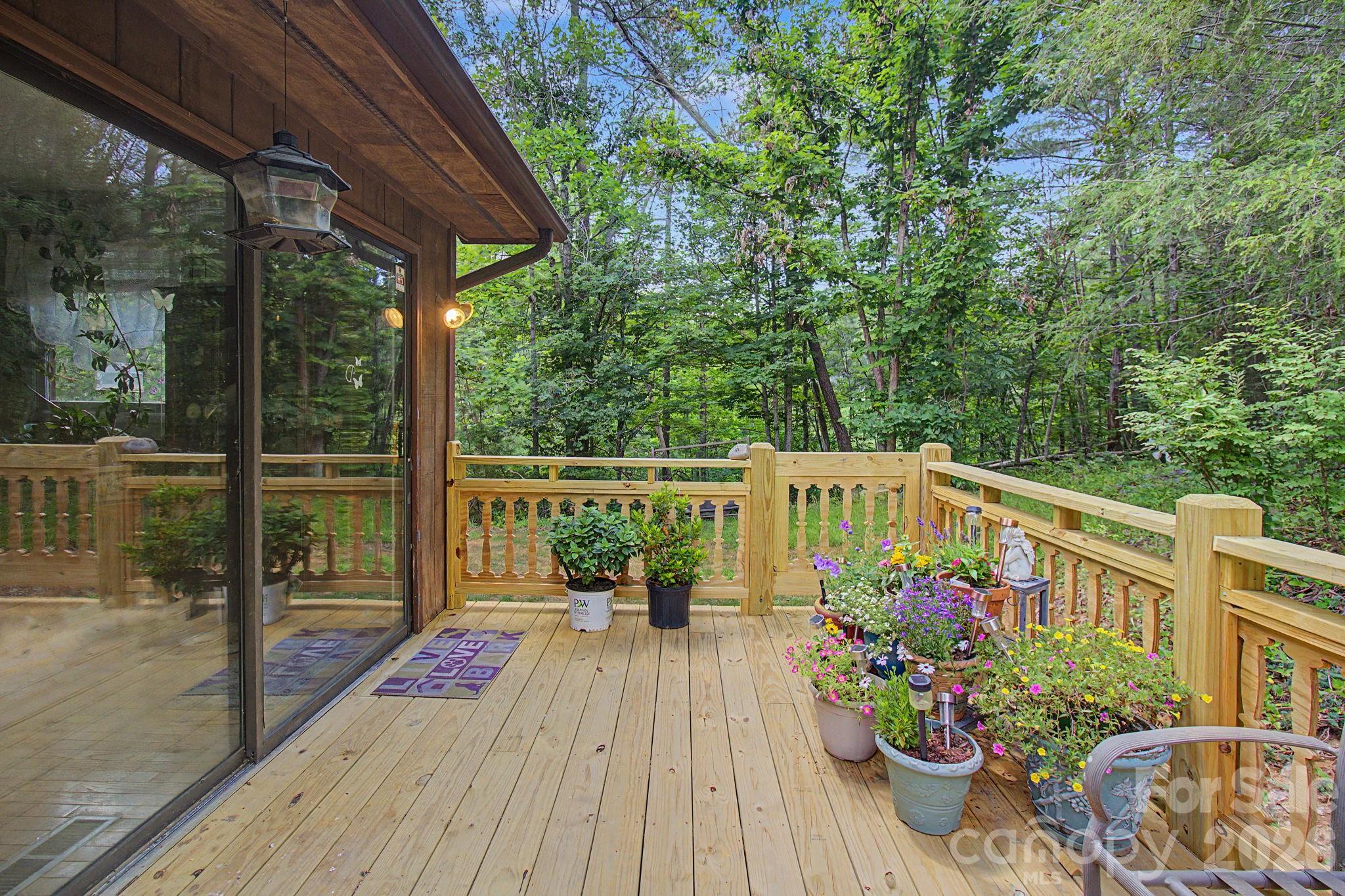 Pinecrest - Residential
