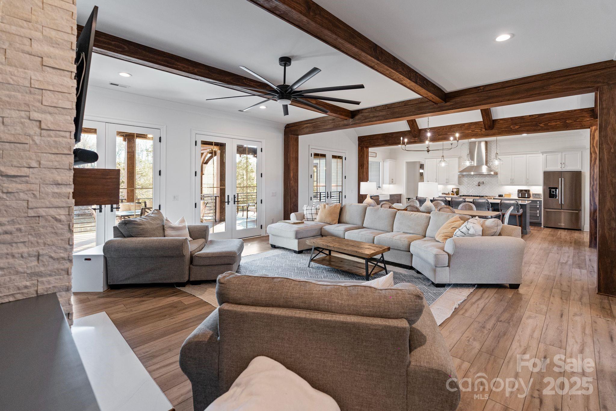 The Retreat At Sunset Ridge - Residential