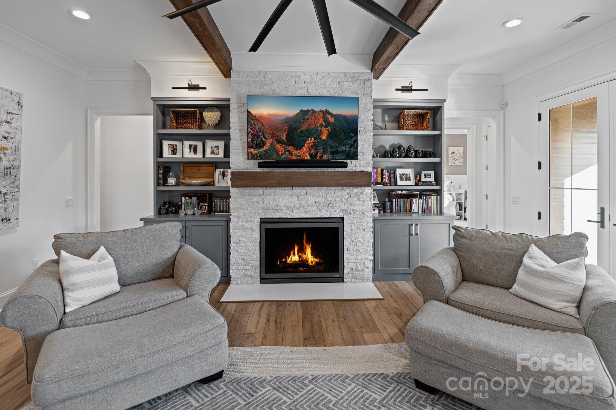 The Retreat At Sunset Ridge - Residential