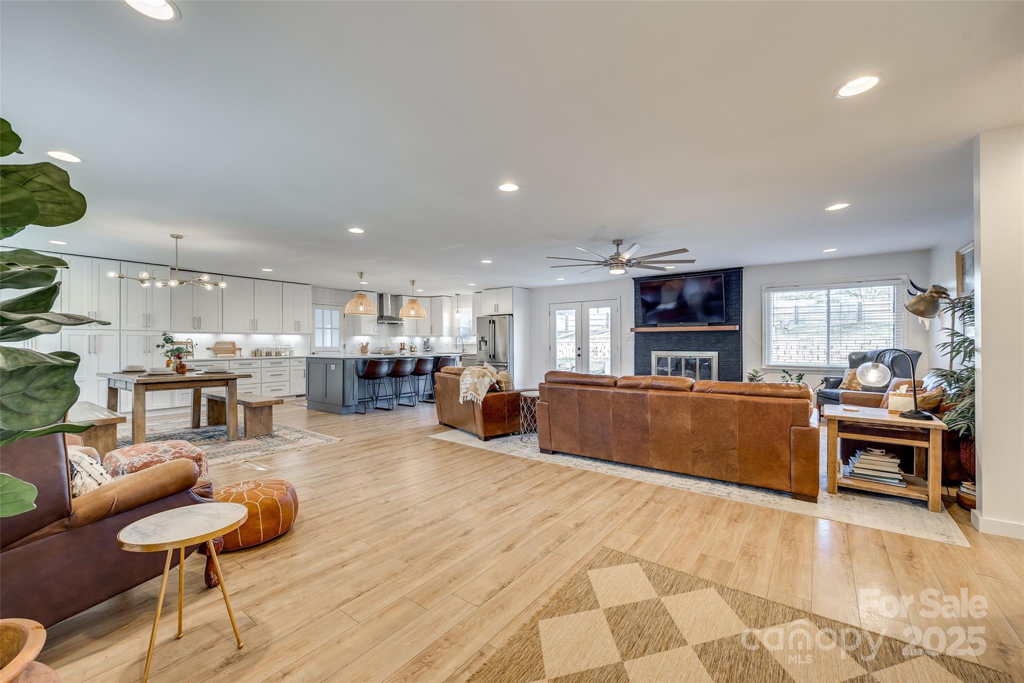 Forest Lake - Residential