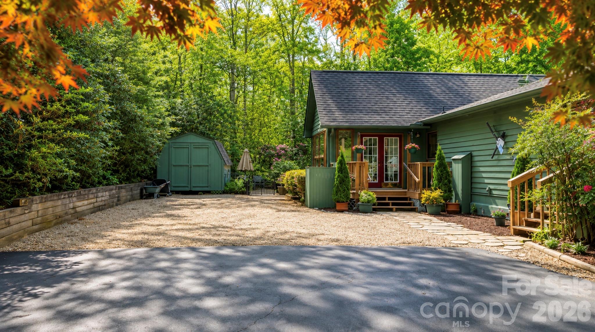 Connestee Falls - Residential
