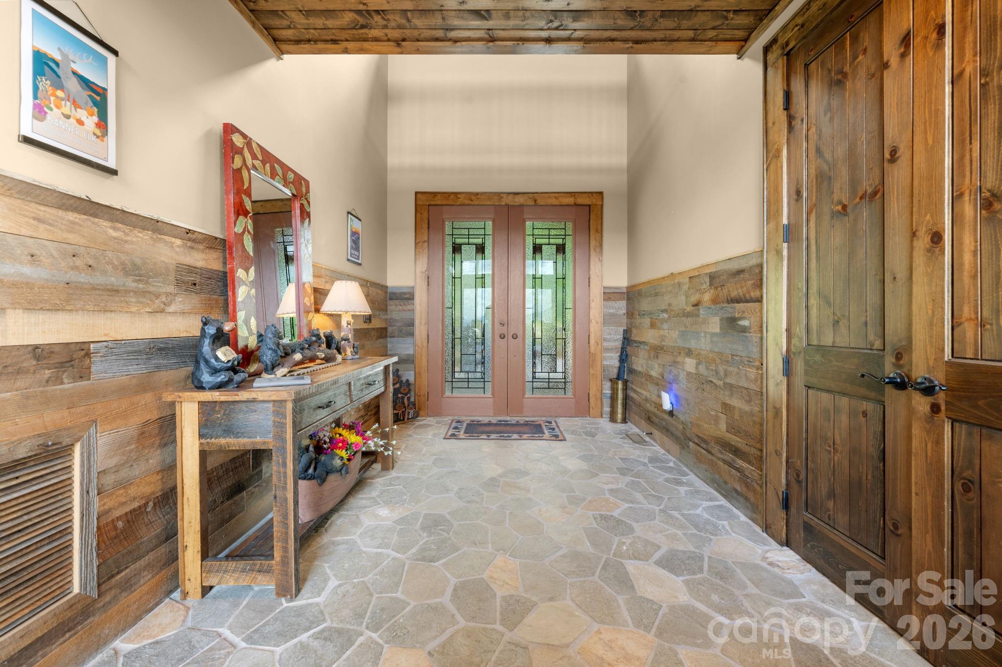 The Lodges at Eagles Nest - Residential