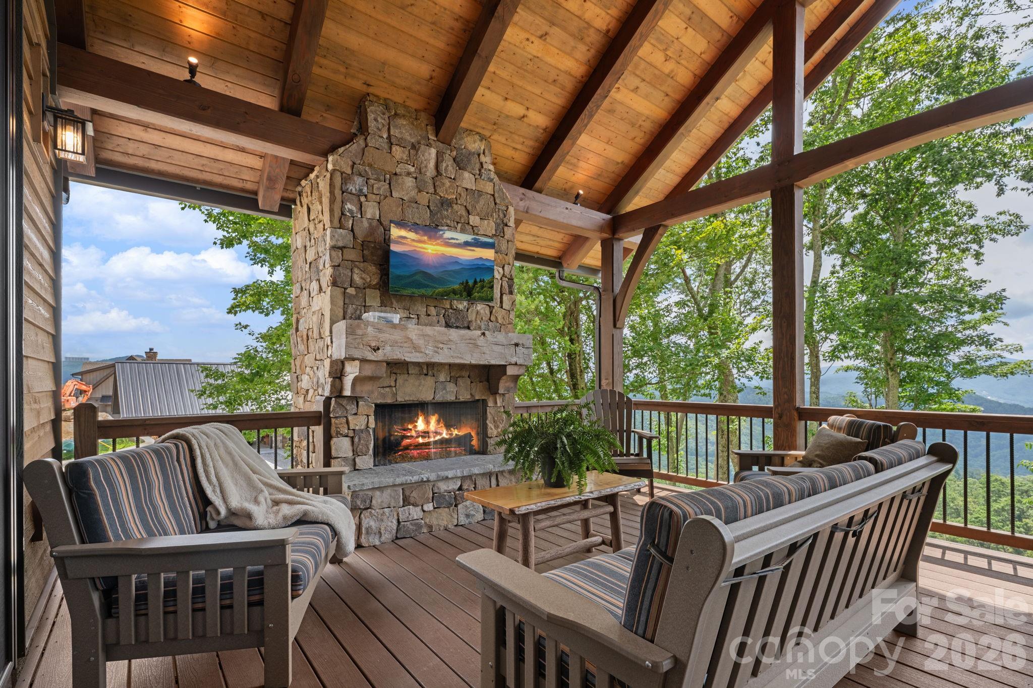 The Lodges at Eagles Nest - Residential
