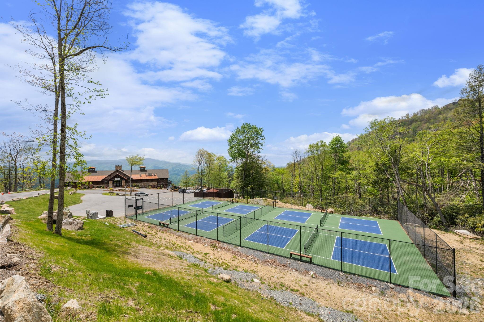 The Lodges at Eagles Nest - Residential