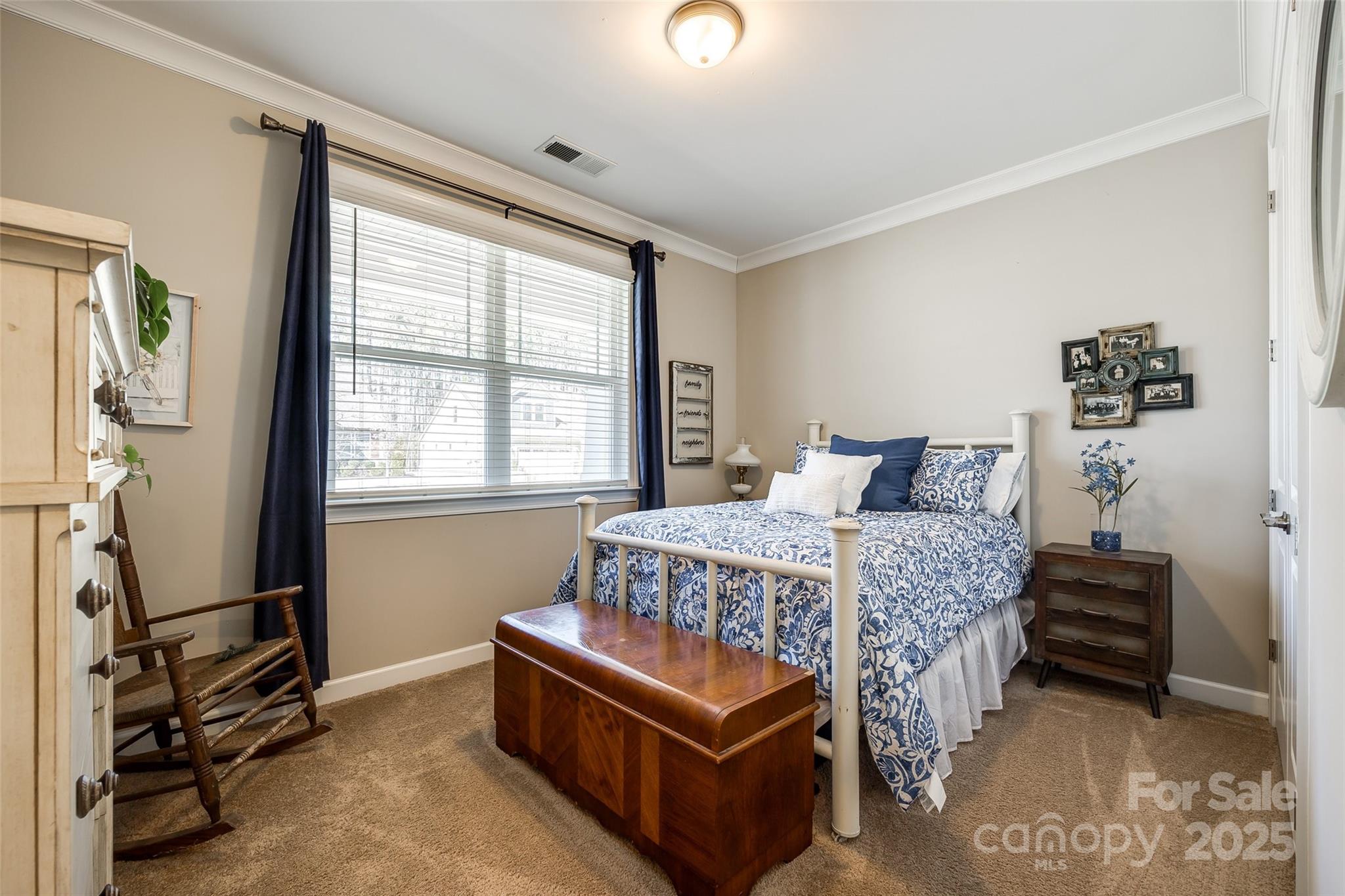 Lake Crest - Residential