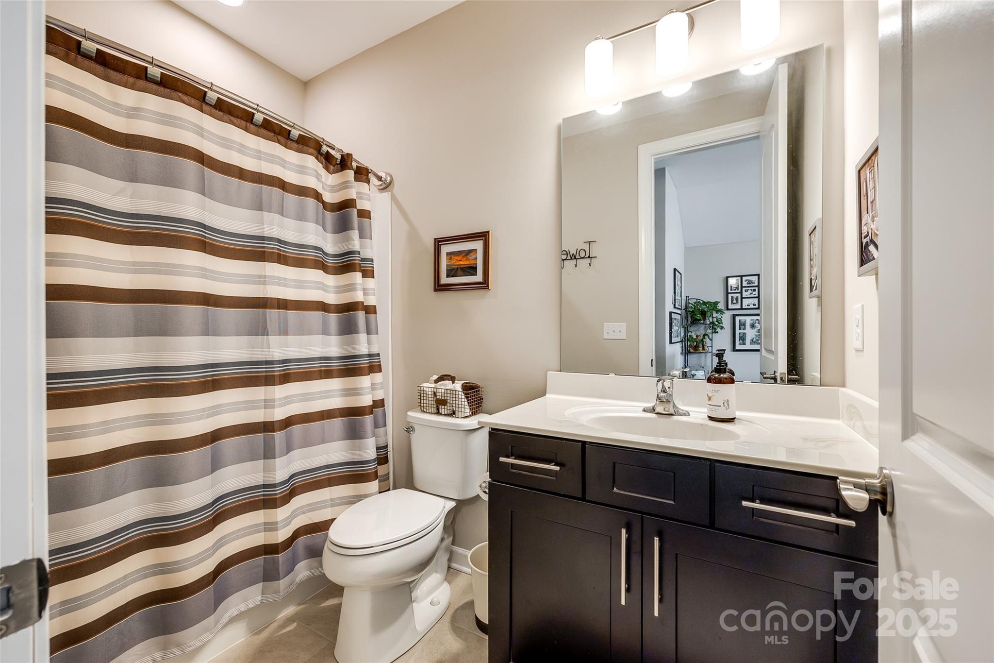 Lake Crest - Residential