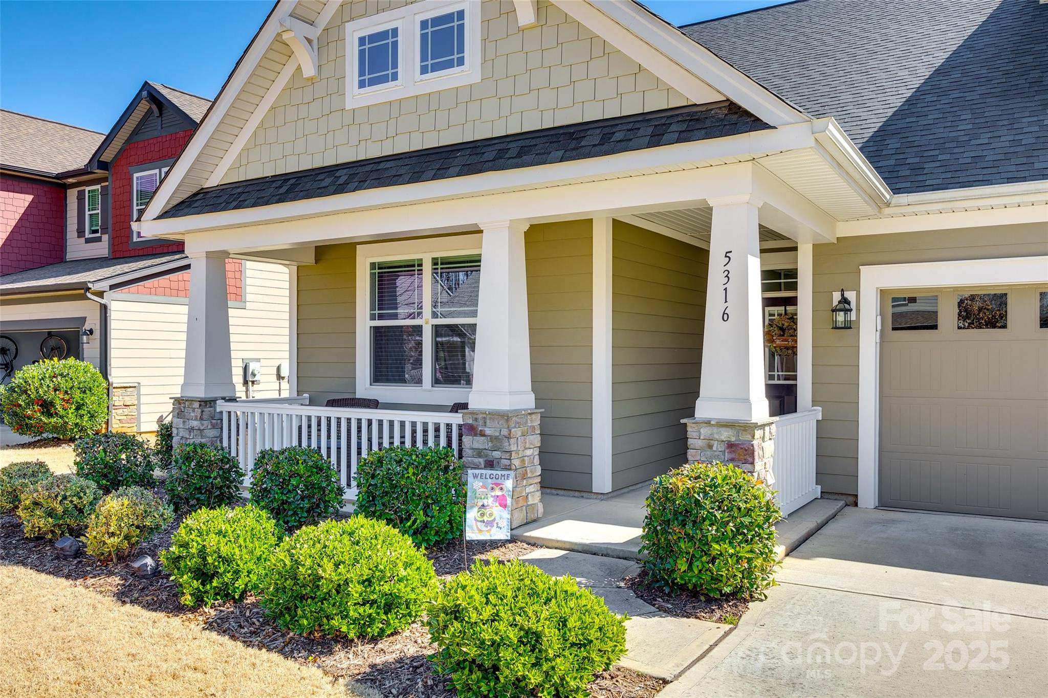 Lake Crest - Residential