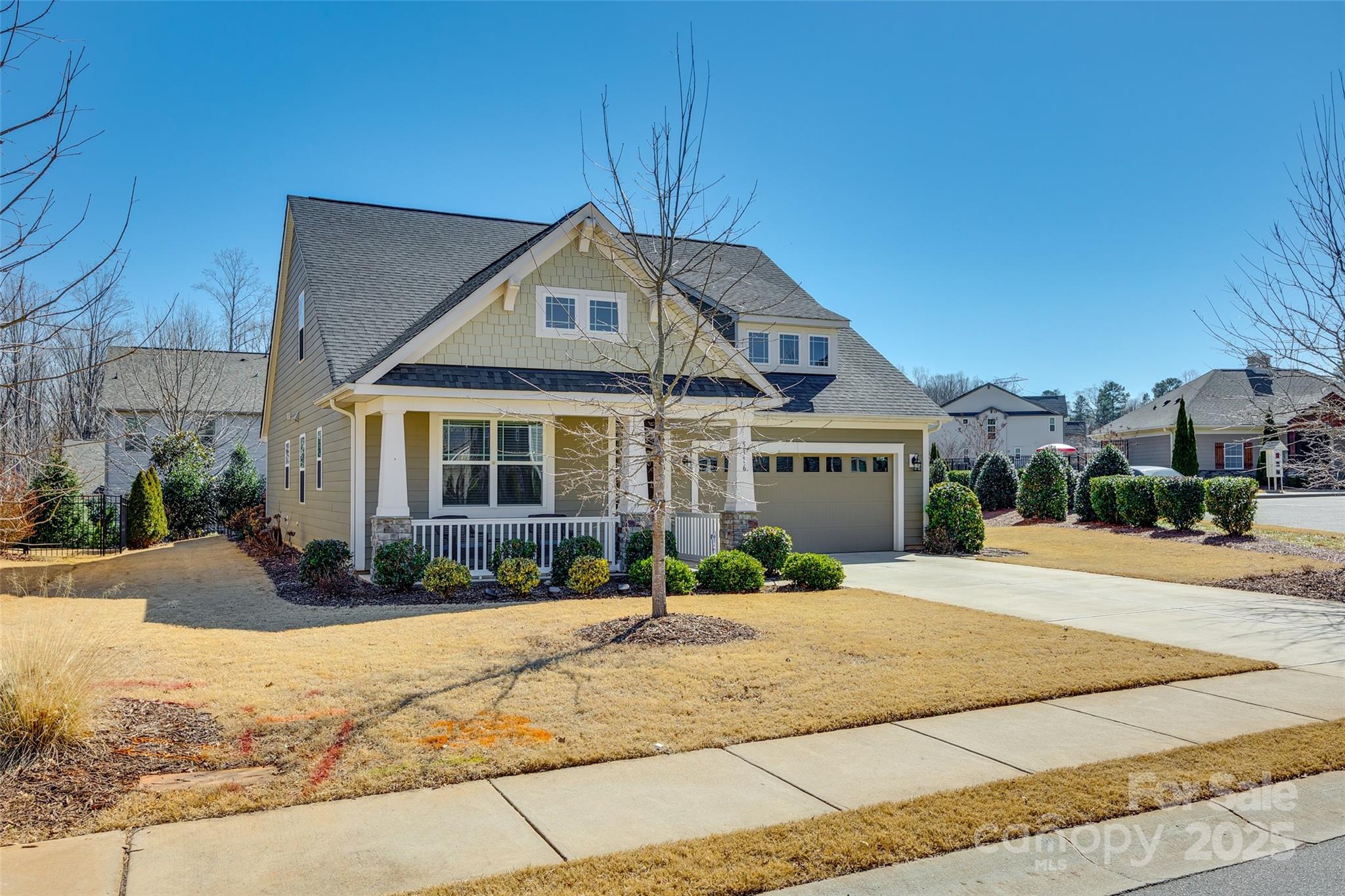 Lake Crest - Residential