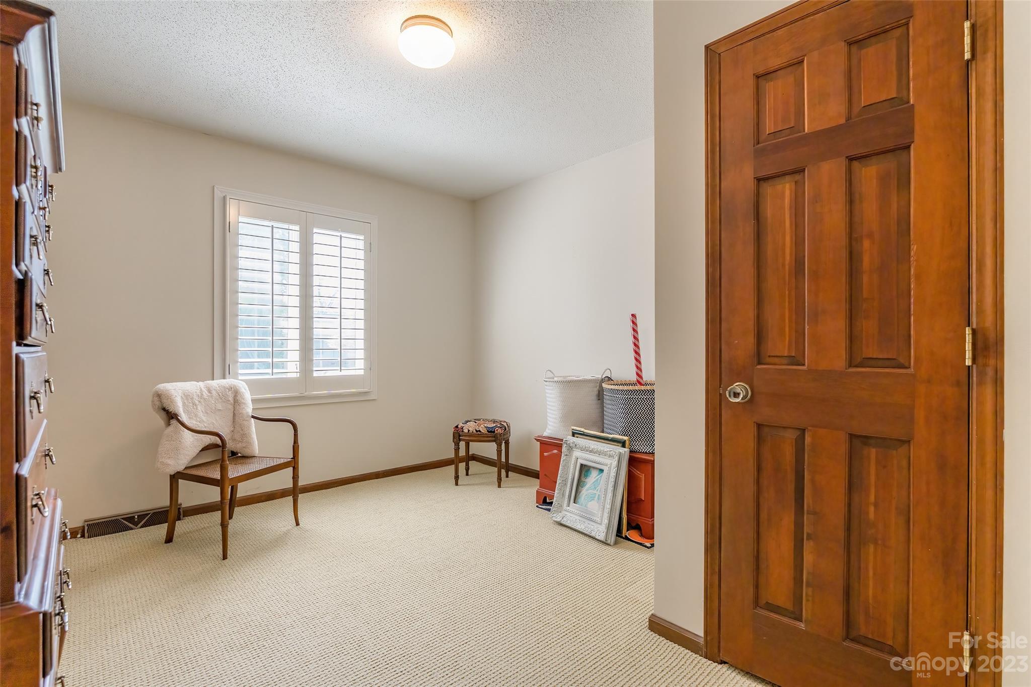Ragin Estates - Residential