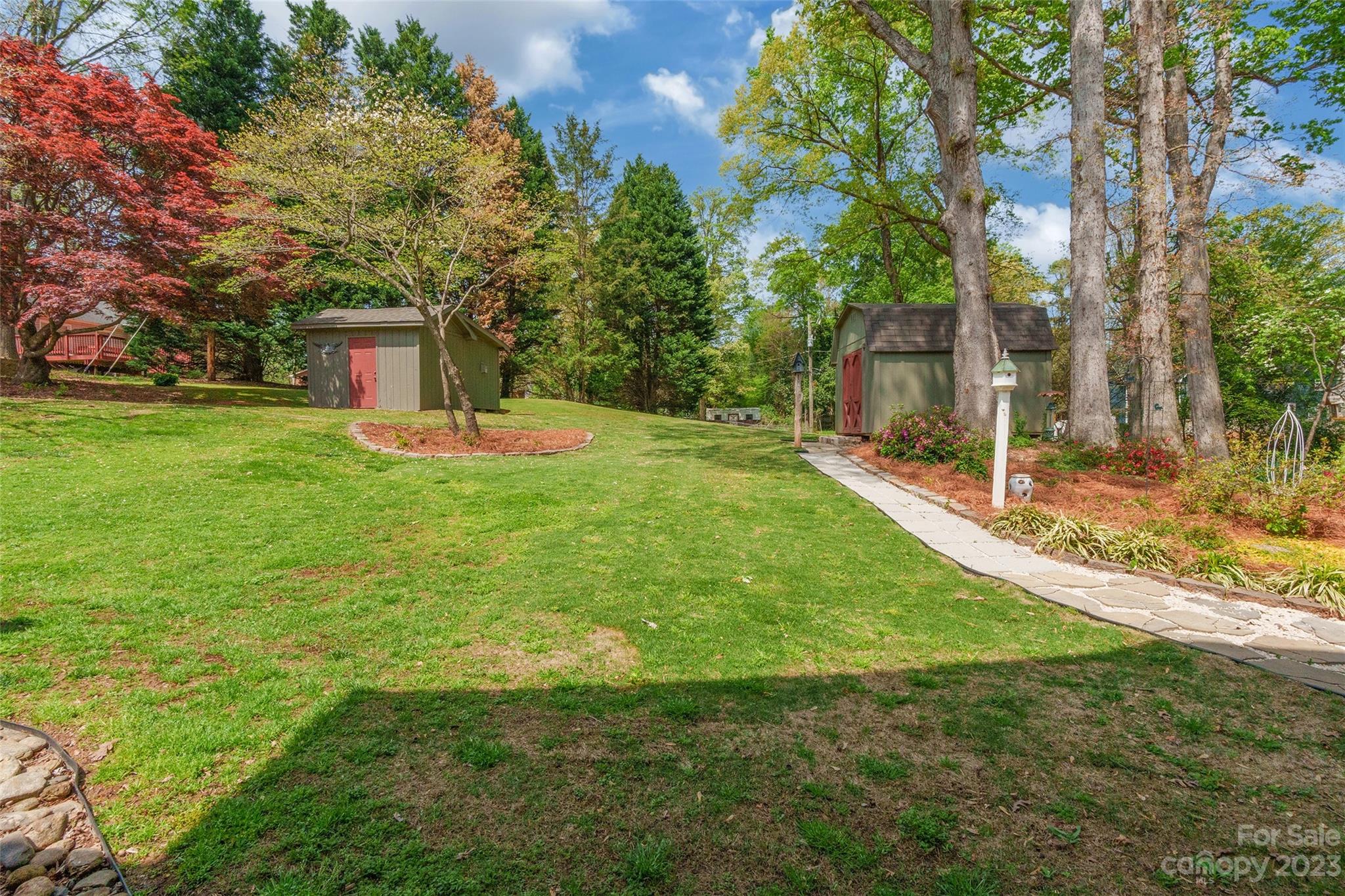 Ragin Estates - Residential