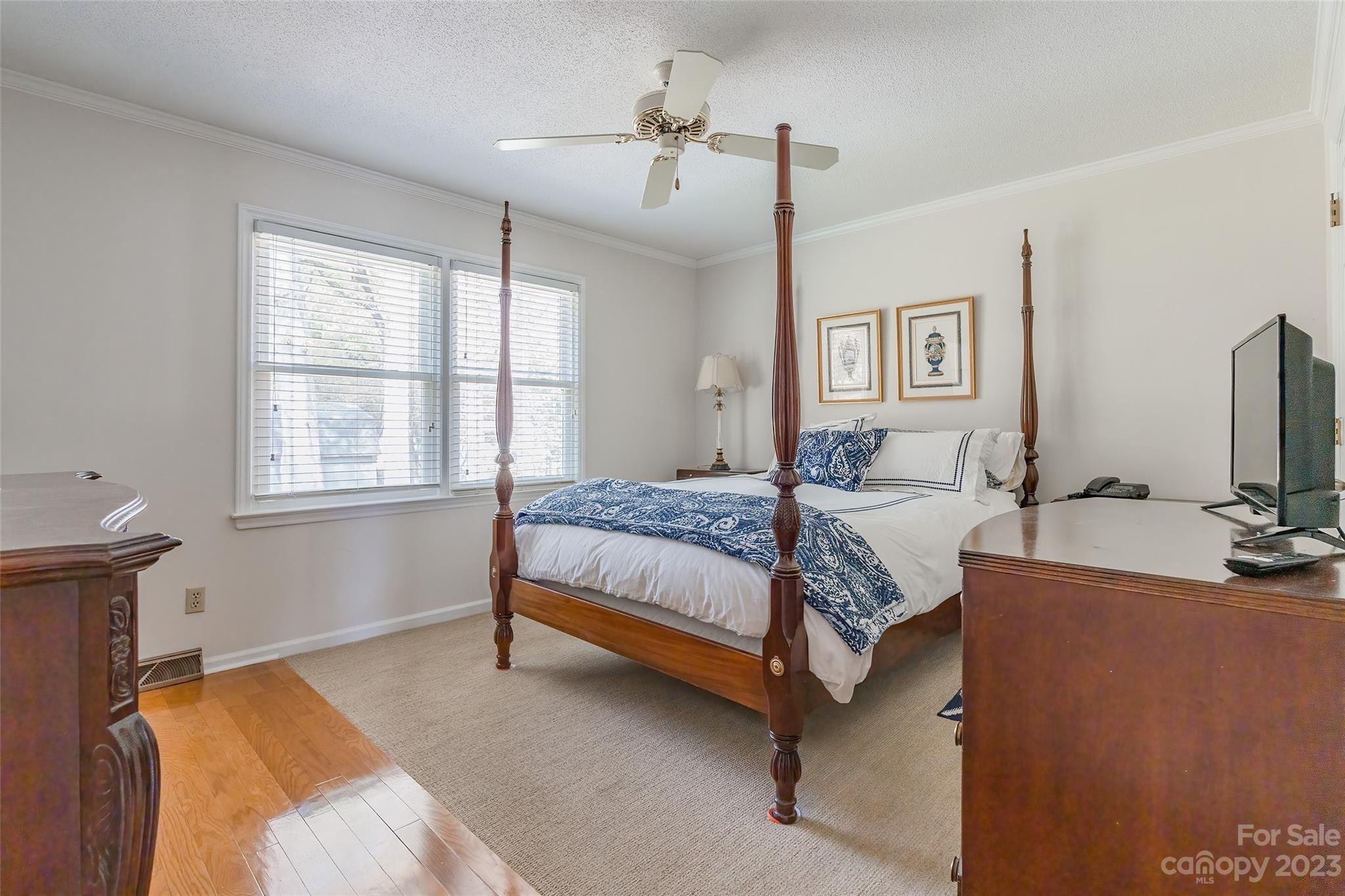 Ragin Estates - Residential