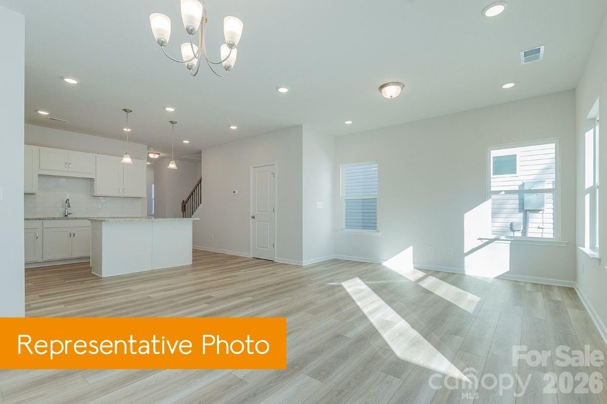 Hickory Glen - Residential