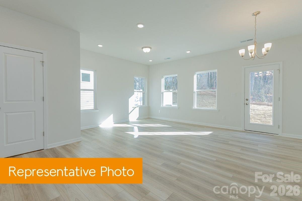 Hickory Glen - Residential