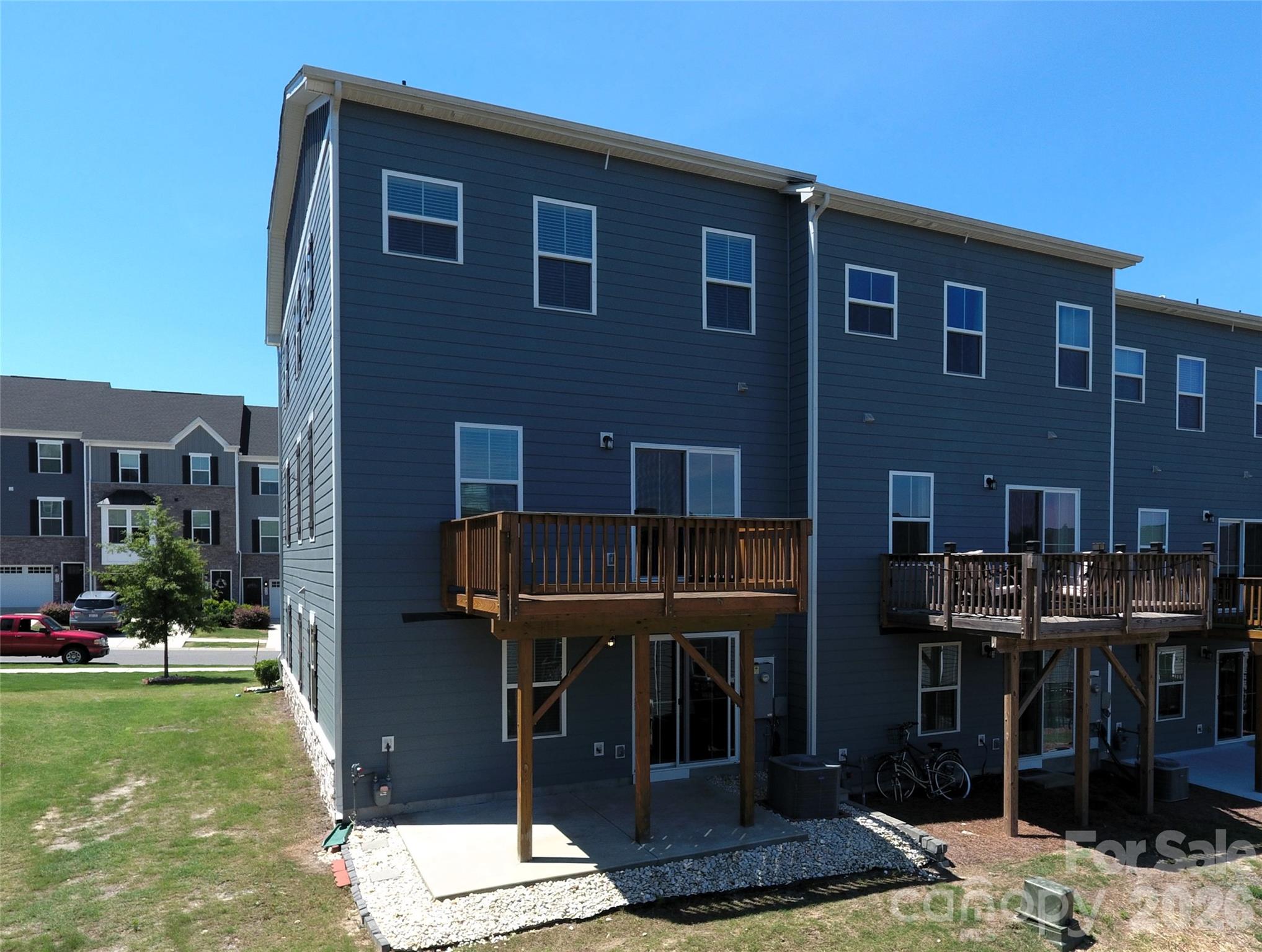 Trinity Townes - Residential