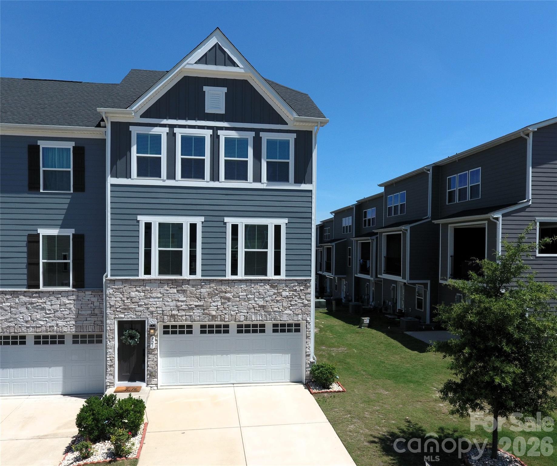 Trinity Townes - Residential