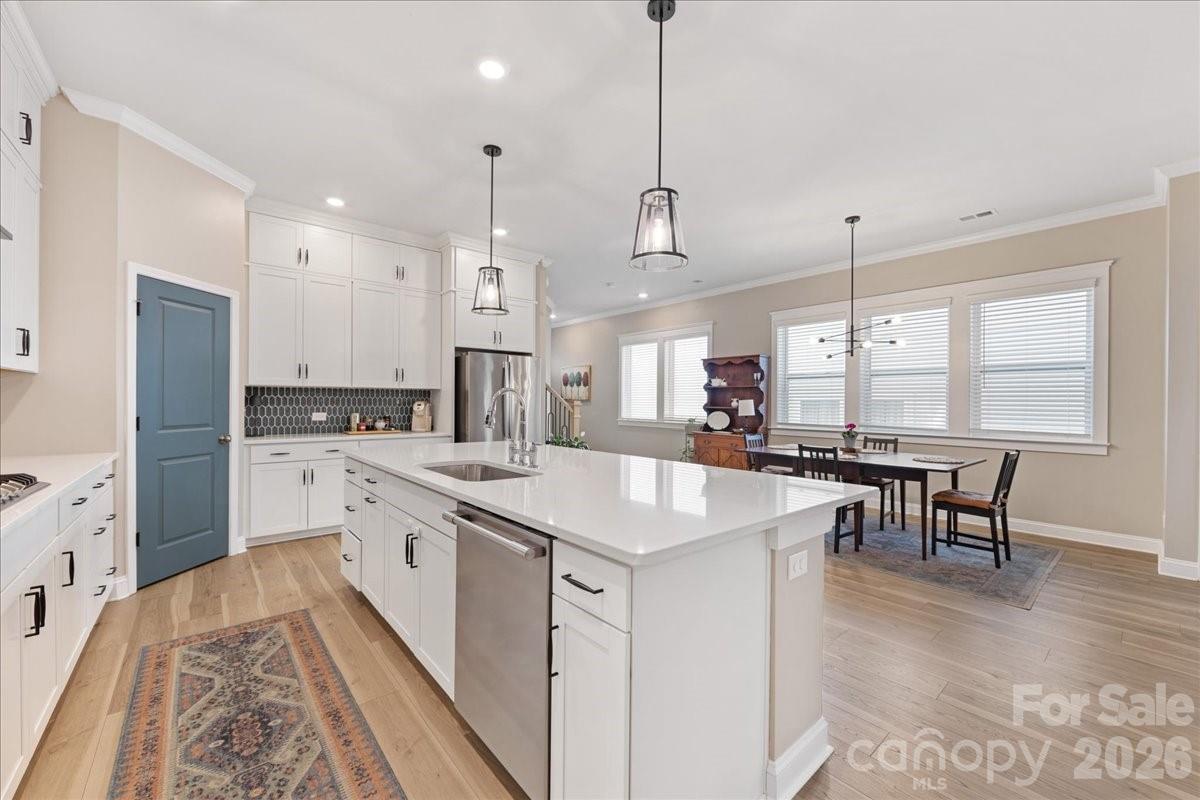 Villa Heights - Residential