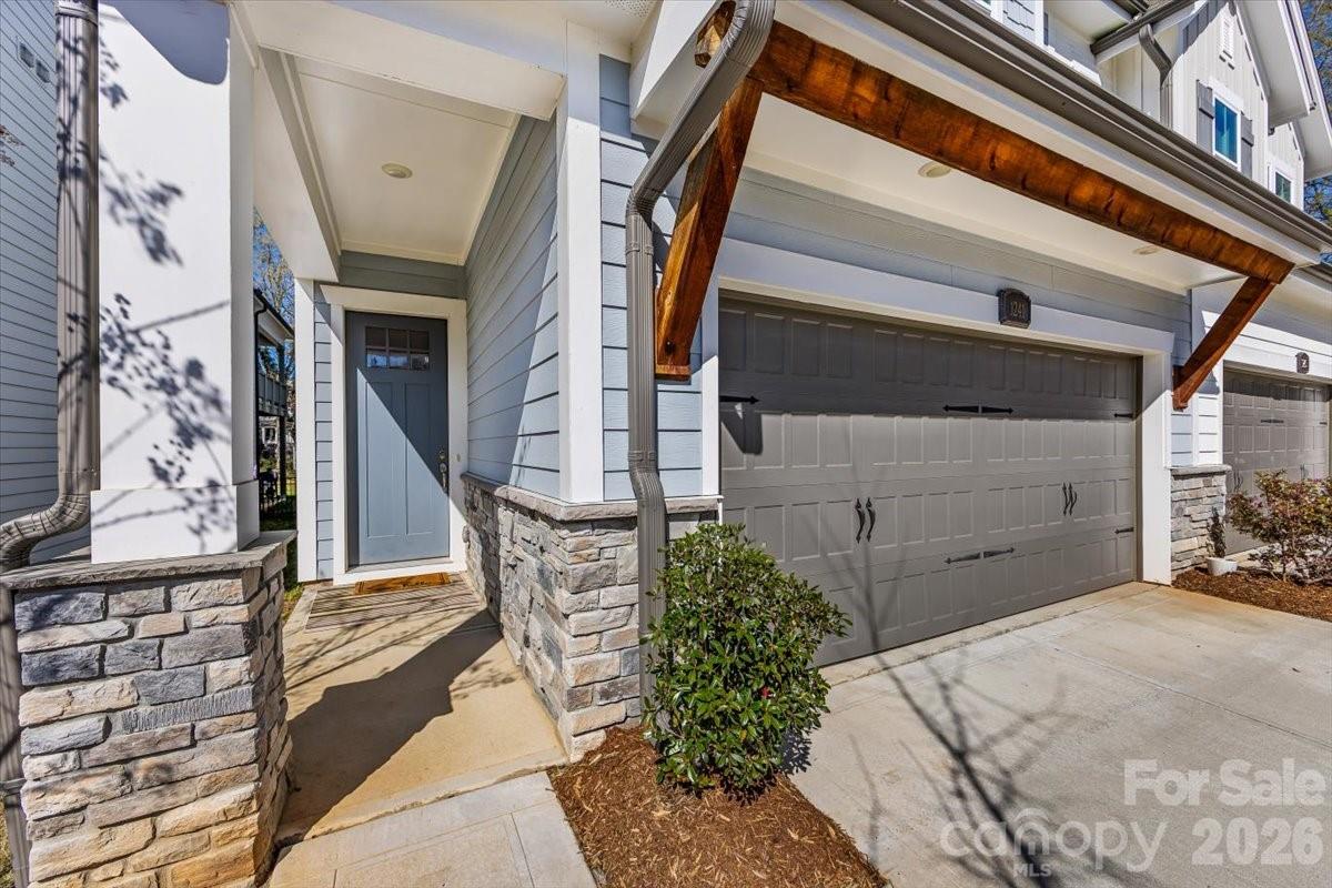 Villa Heights - Residential