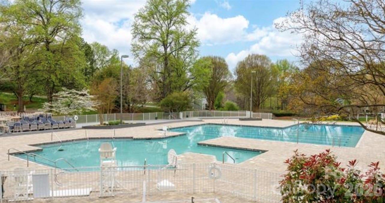 The Legacy @ Davis Lake - Residential