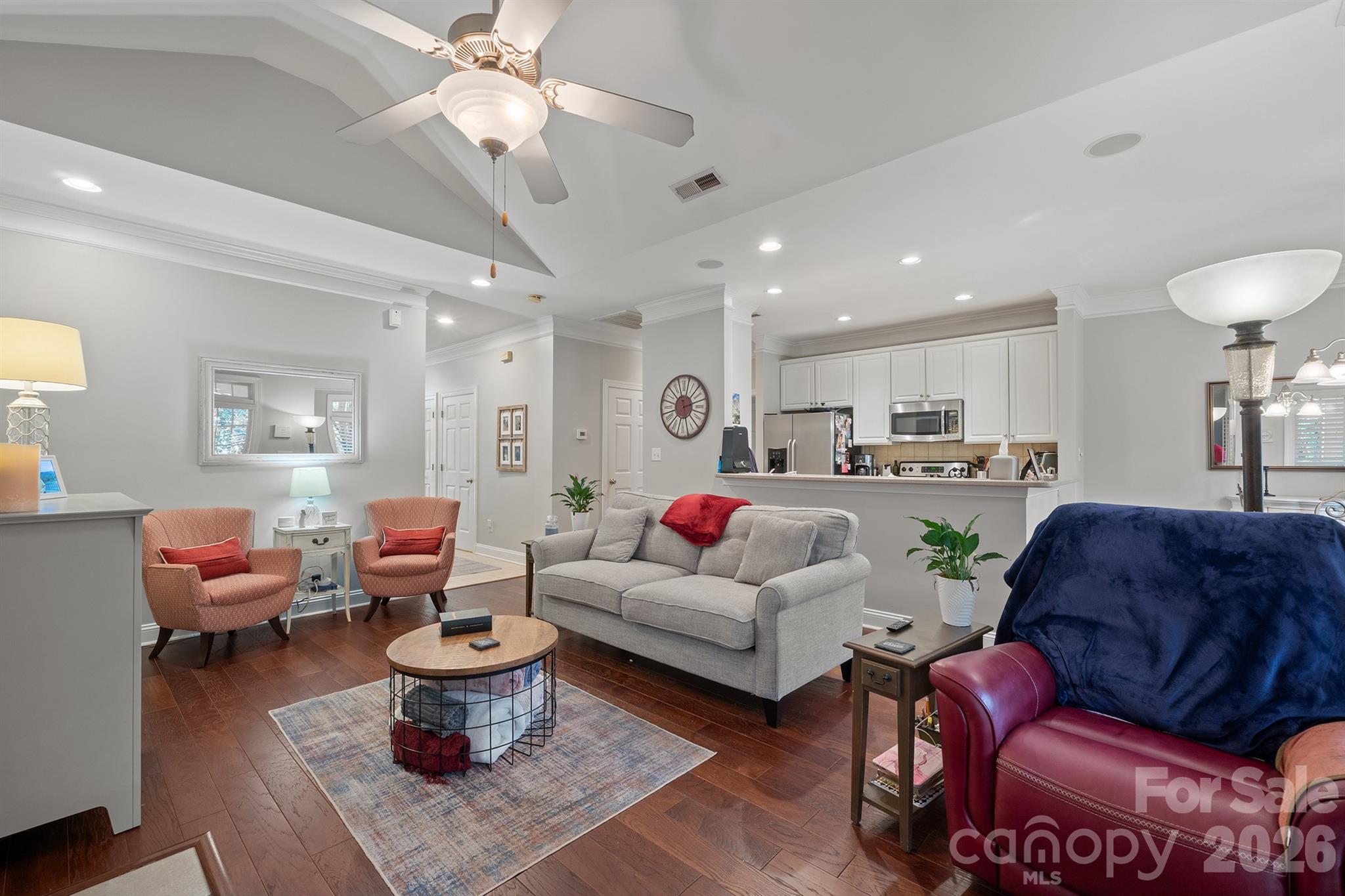 The Legacy @ Davis Lake - Residential