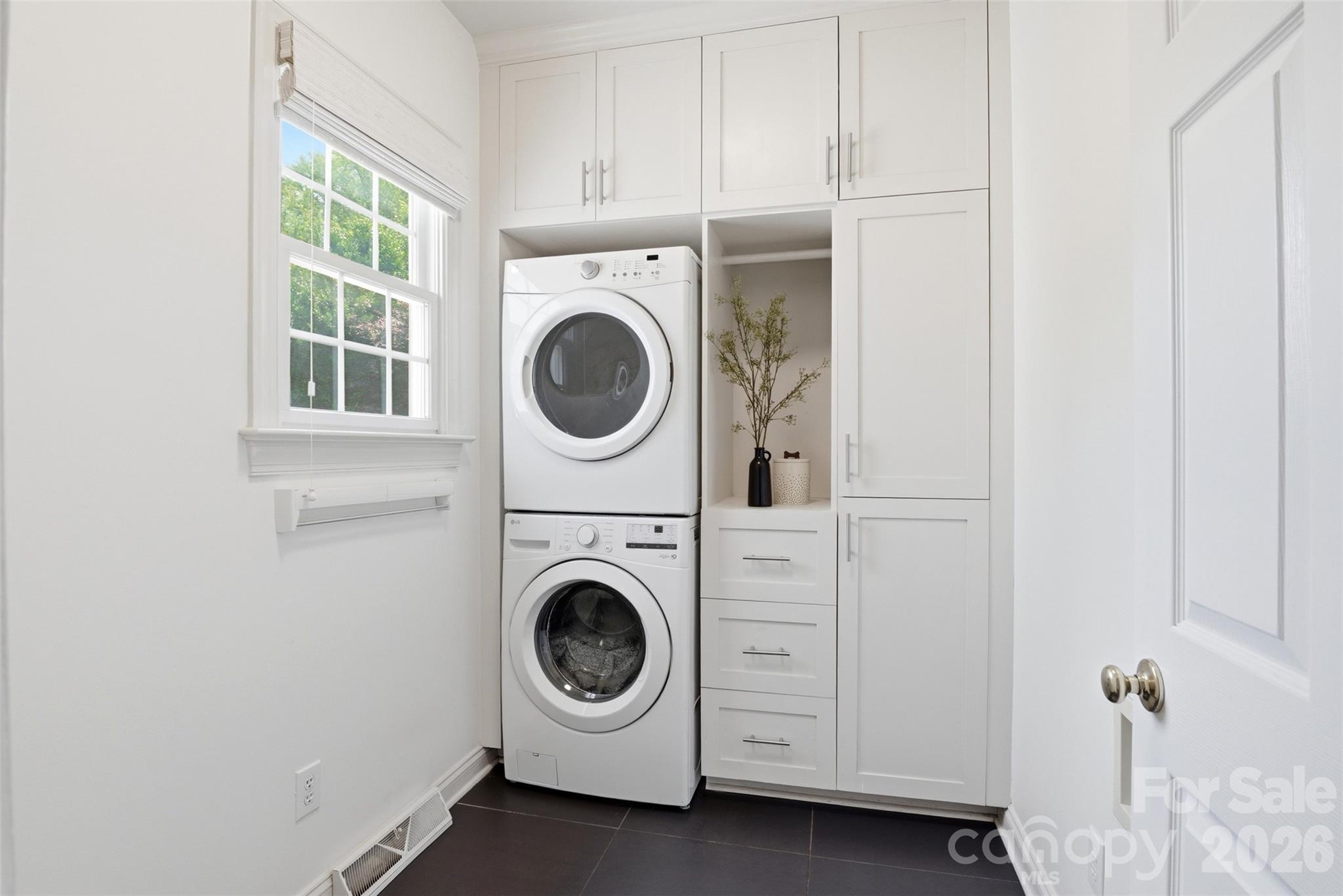 Beverly Crest - Residential