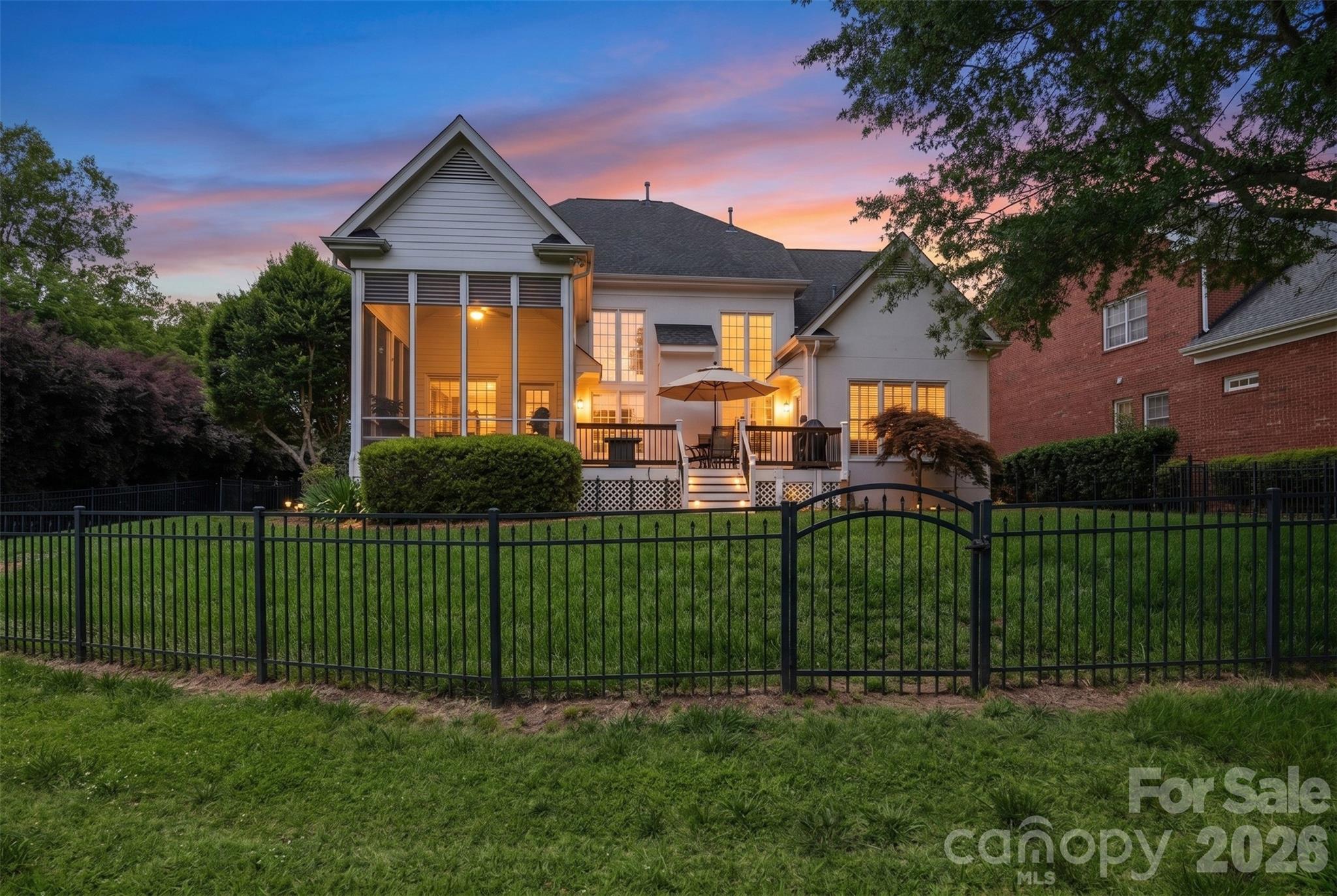 Beverly Crest - Residential