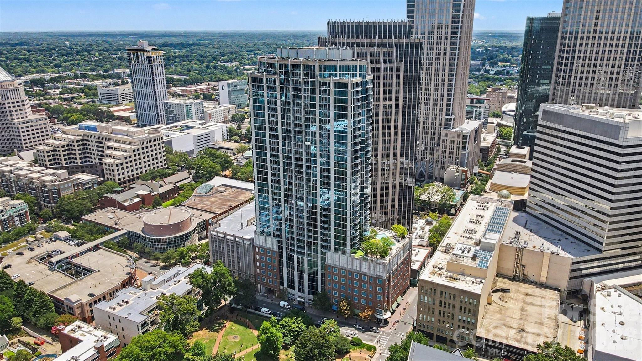 Avenue Condominiums - Residential