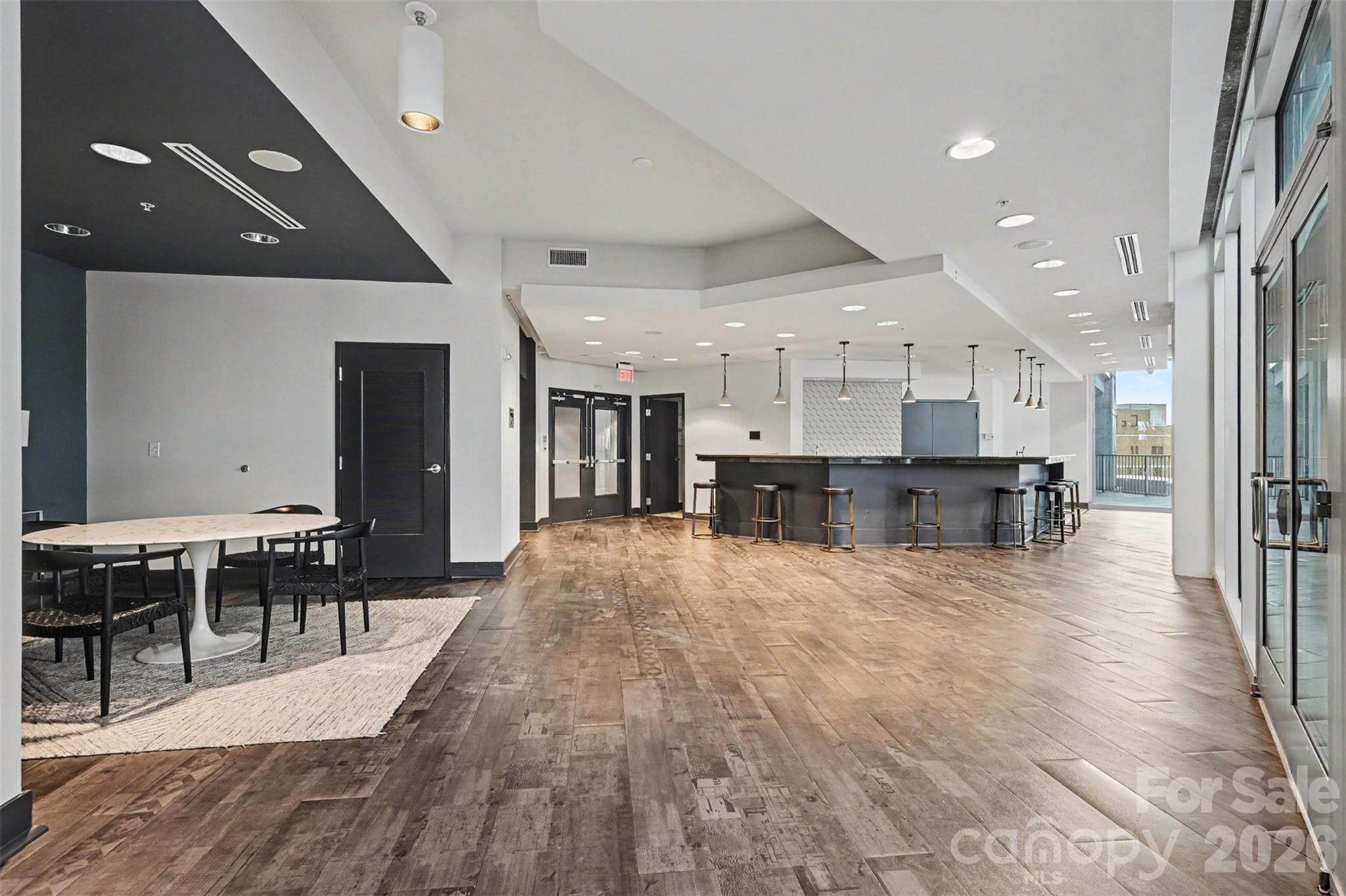 Avenue Condominiums - Residential