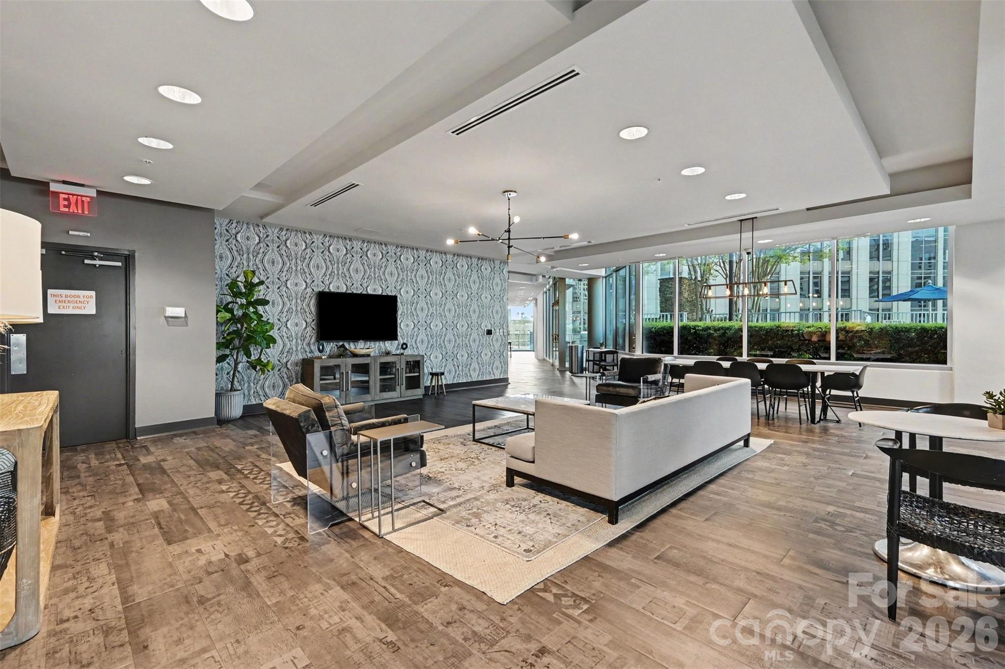 Avenue Condominiums - Residential