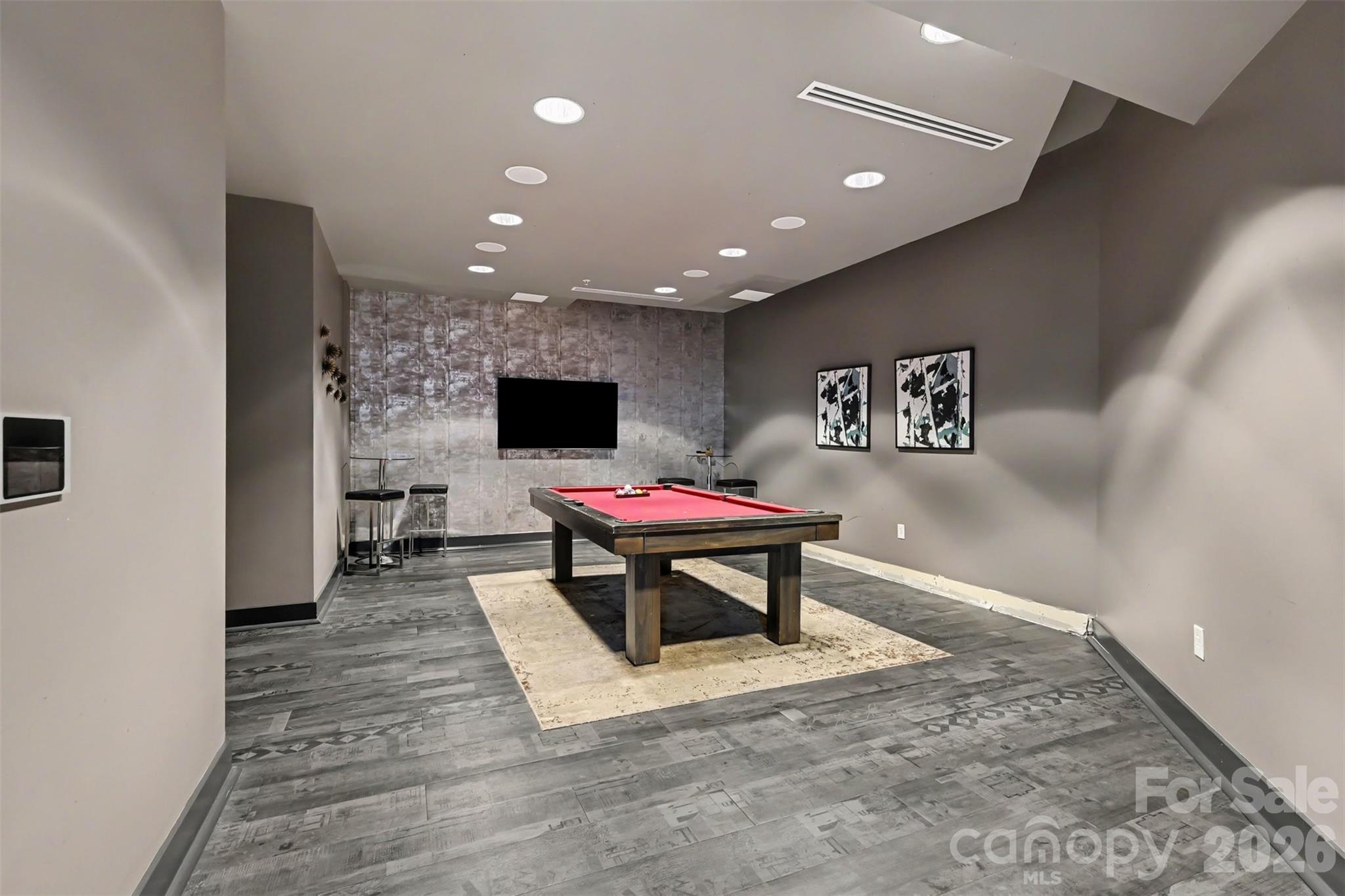 Avenue Condominiums - Residential
