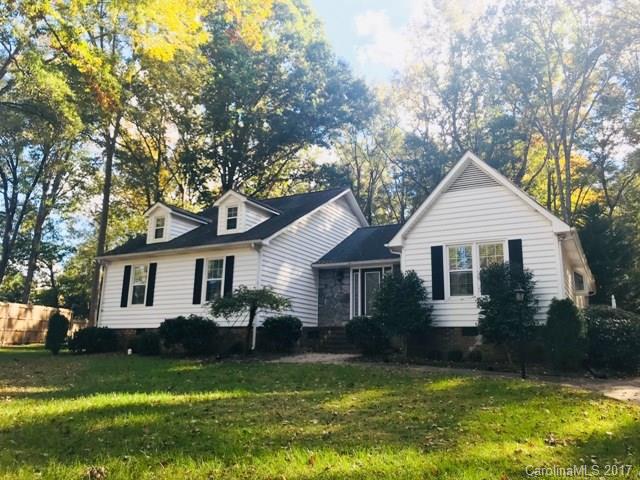 Great ranch home in awesome subdivision and in a cul-de-sac.  Updated kitchen with solid surface counter tops, breakfast bar and stainless appliances.  Great room has a fireplace/gas logs.  Living room could be used as a bonus room or home office.  Fenced back yard and large patio area.