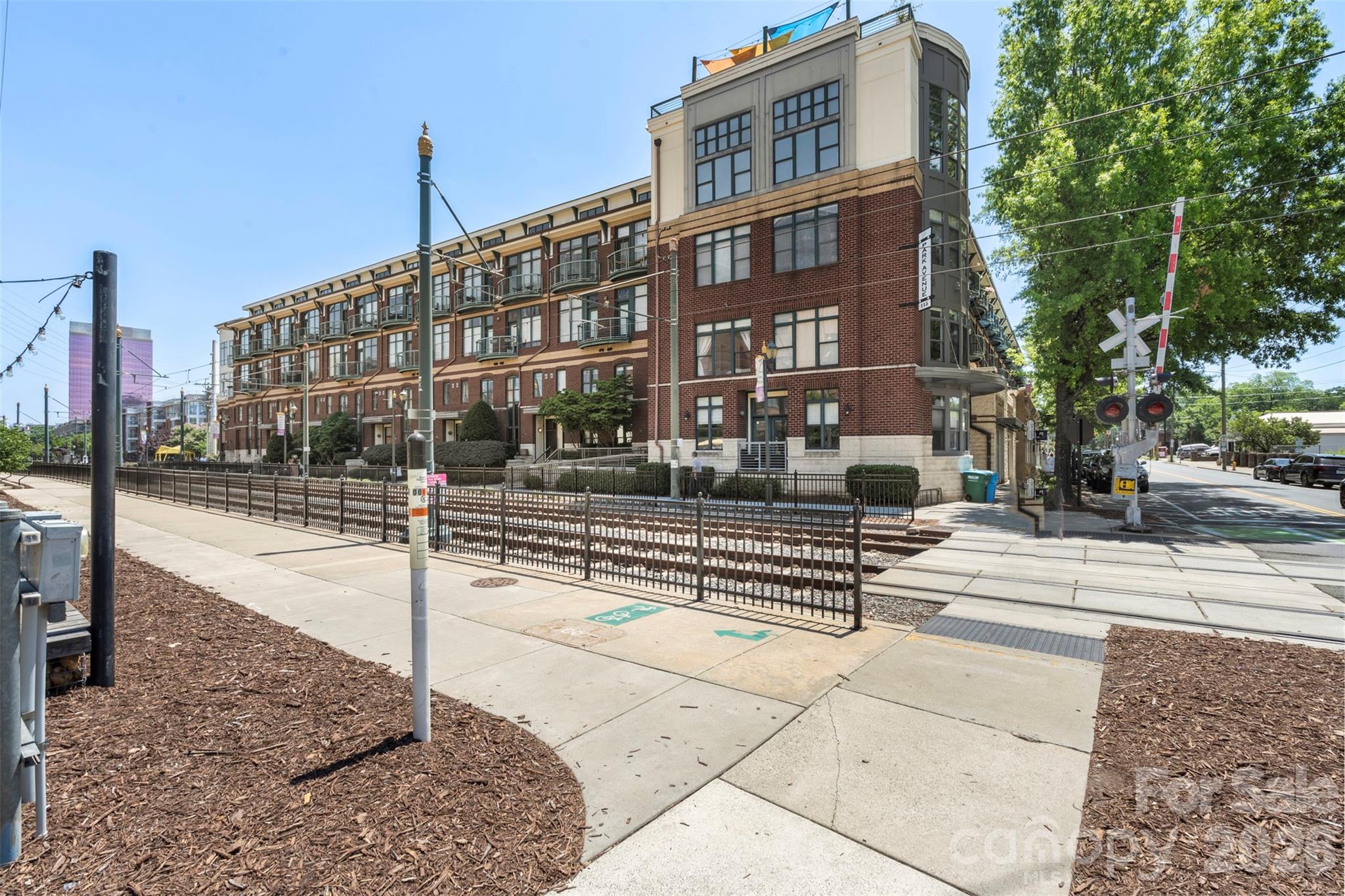 Park Avenue Condominiums - Residential