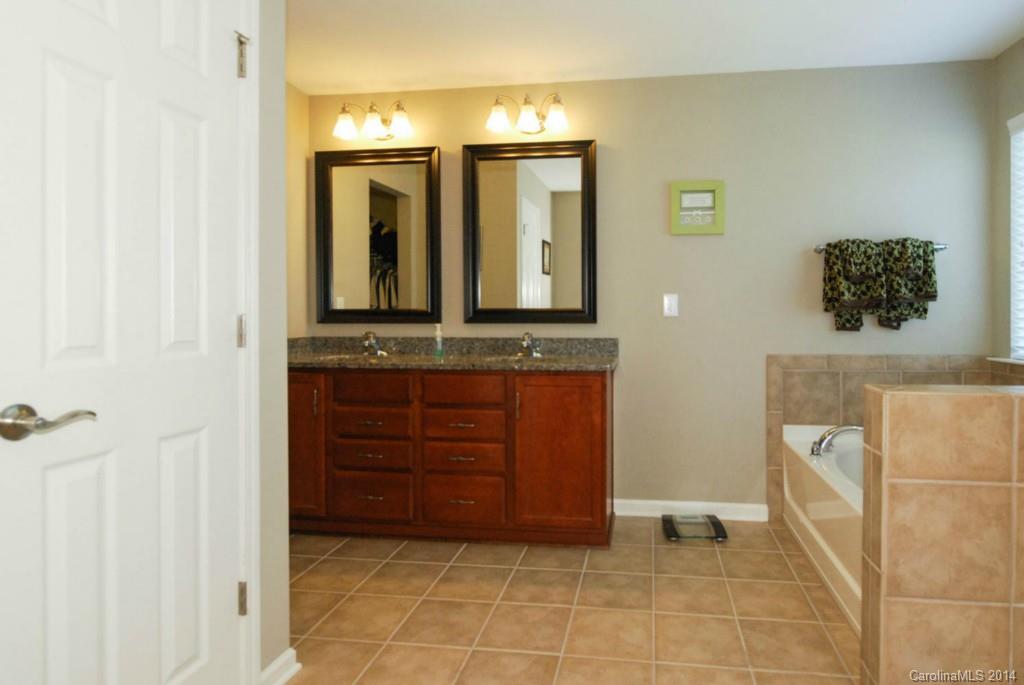 Lake Ridge - Residential