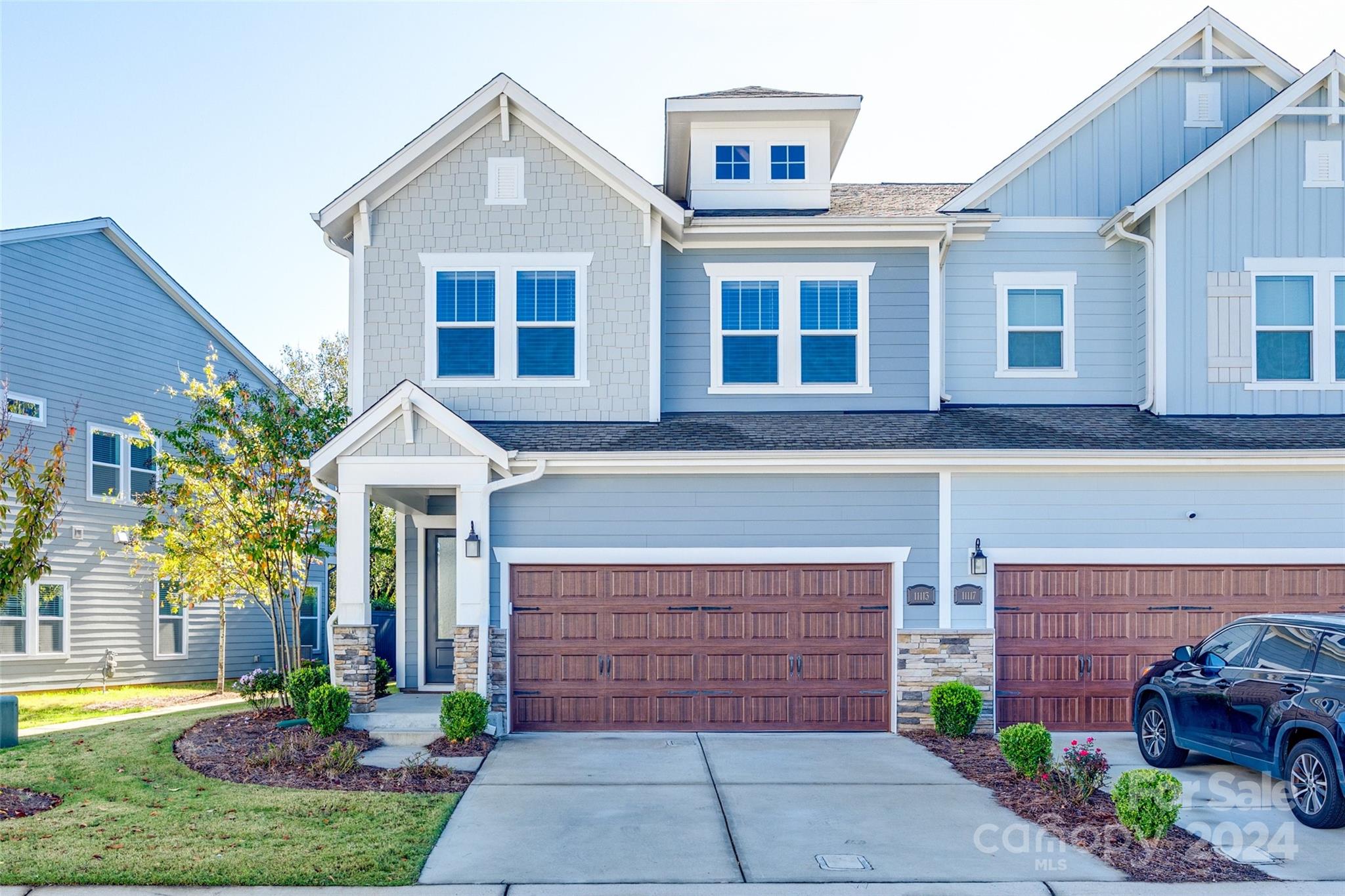 Luxury Villa located in the heart of Ballantyne. The Southridge Community is an upscale community adorned with tree lined sidewalks and street lights as well as convenient to dining, shopping and entertainment. Embark on a journey of refined living in this stunning 3-bedroom, 2.5-bath villa that was built with meticulous attention to detail. This exquisite home boasts an inviting and open floor plan that includes the gourmet chef's kitchen open to the living and dining areas, perfect for entertaining guests or simply relaxing. Venture outside onto the patio and soak in the serene surroundings. Retreat upstairs to unwind in the large primary suite that boasts a wall-to-wall tiled shower. Owner added luxuries include travertine tile on the back patio with a pergola, laundry room cabinets, and 7" Engineered hardwood plank flooring throughout the entire home!! Indulge in the epitome of modern elegance and make this luxurious villa your new home sweet home.