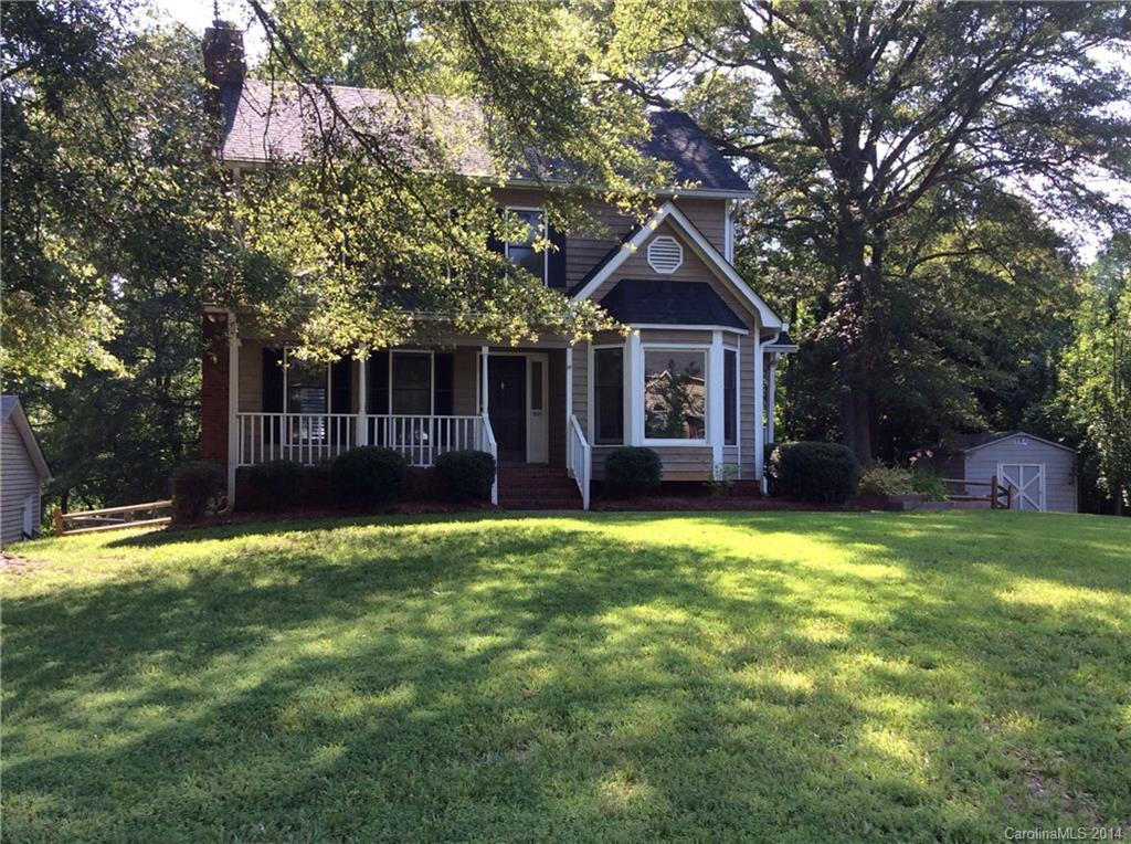Very pretty setting in a quiet and peaceful neighborhood. This charming home has lots of new updates. Completely updated kitchen in 2012, with silestone countertops, stainless steel appliances, new lighting and tile floor. Brand new Trane HVAC system in 2013. Within walking distance to Banks Trail Middle and close to the new bypass.