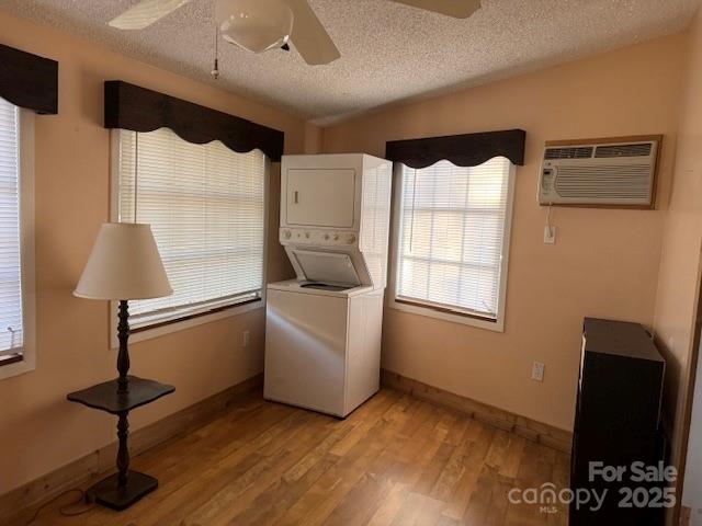 Twin Harbor - Residential