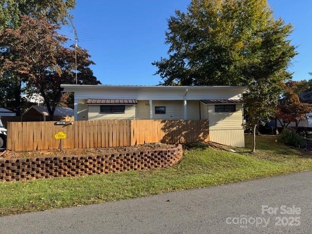 Twin Harbor - Residential