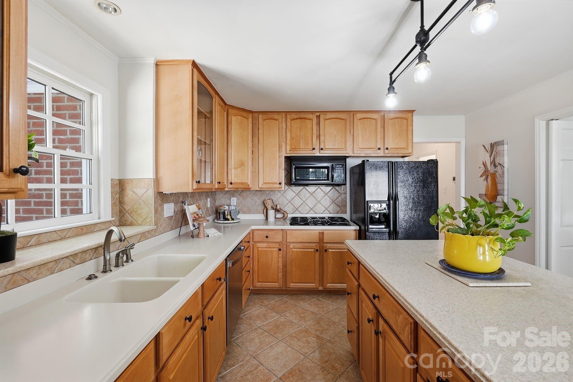 Beverly Woods - Residential
