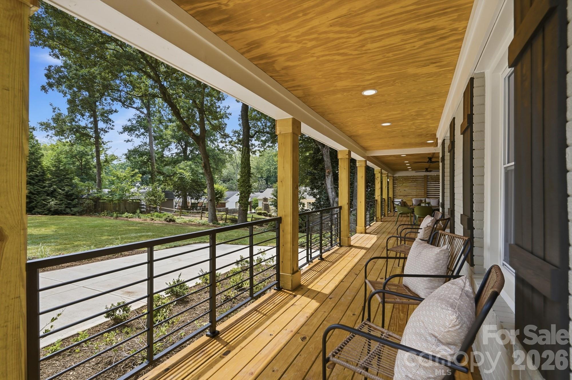 Beverly Woods - Residential