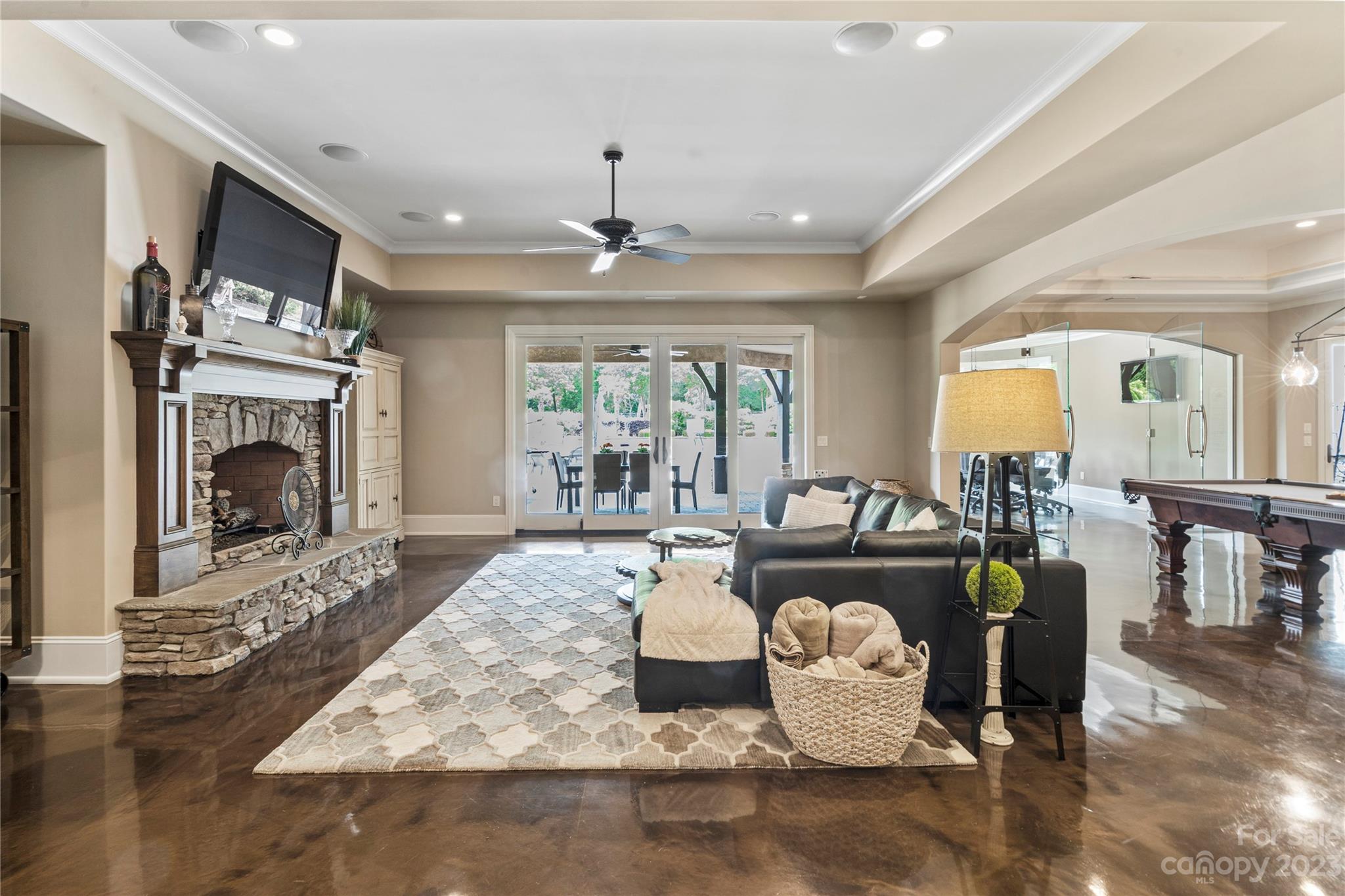 Meadowbrook Farms - Residential