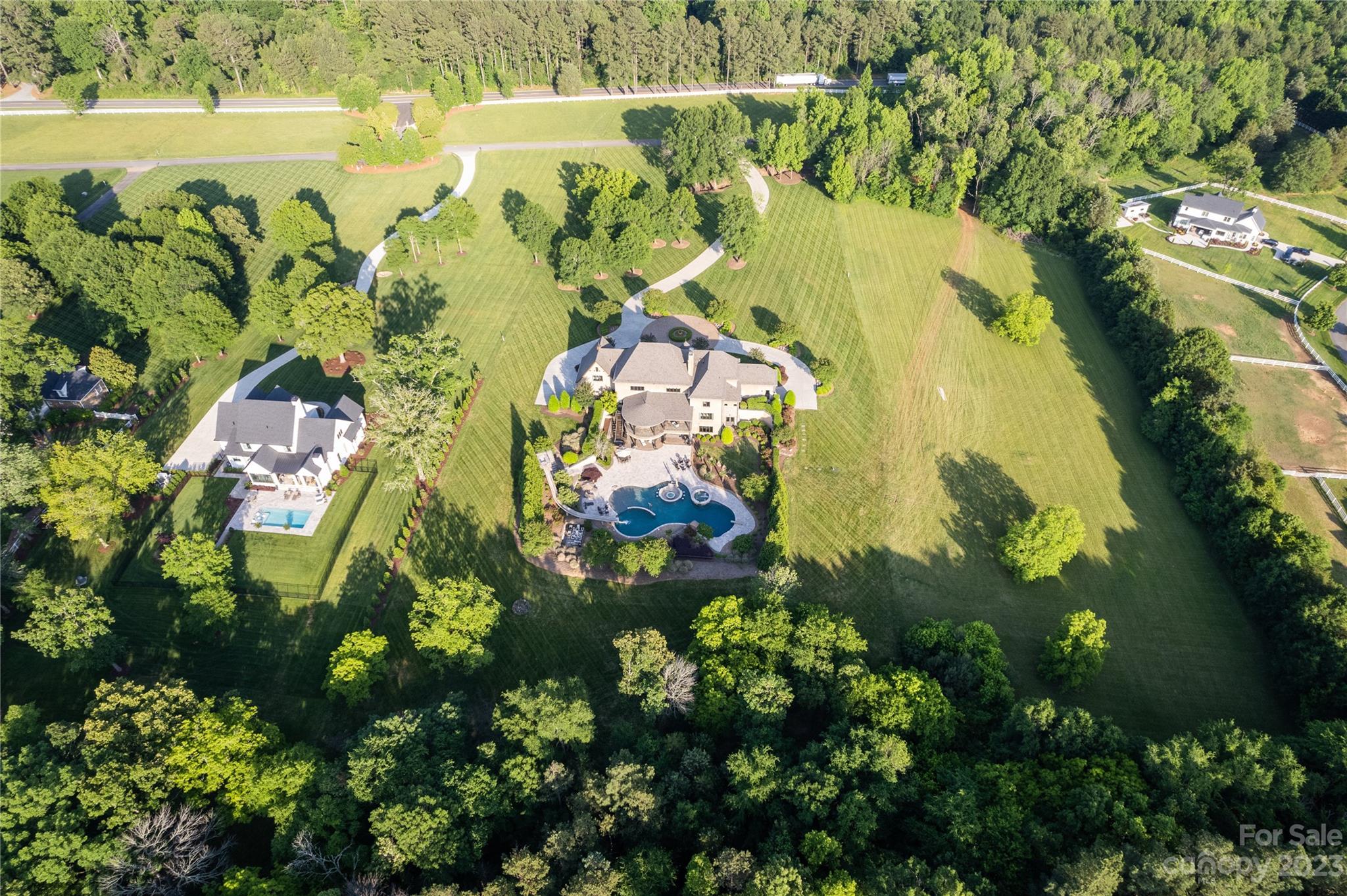 Meadowbrook Farms - Residential