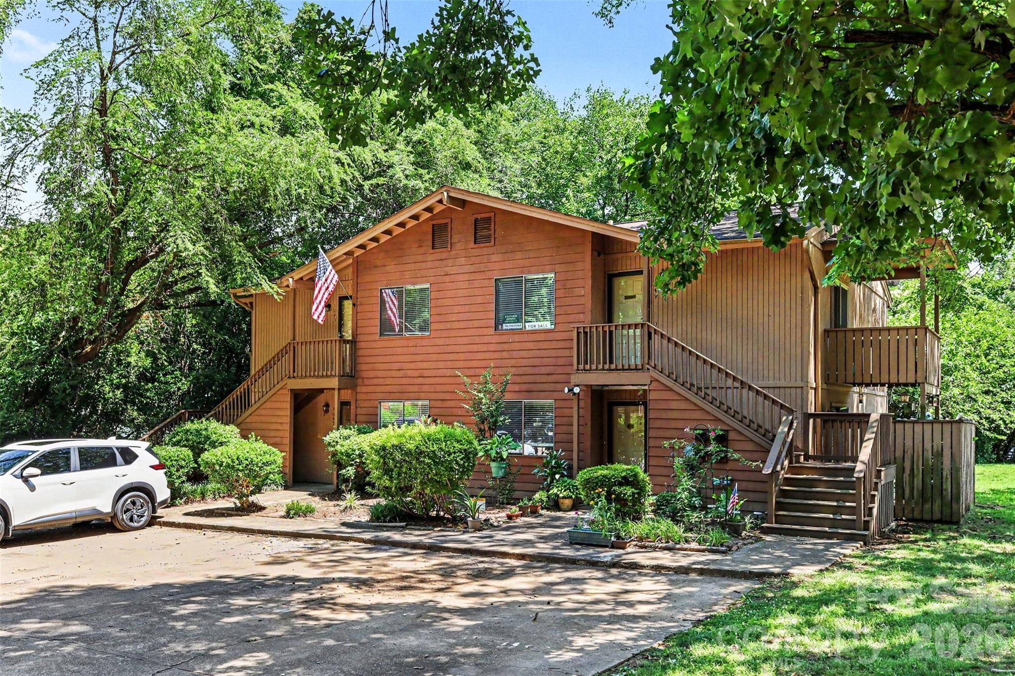 Riverview Villas - Residential