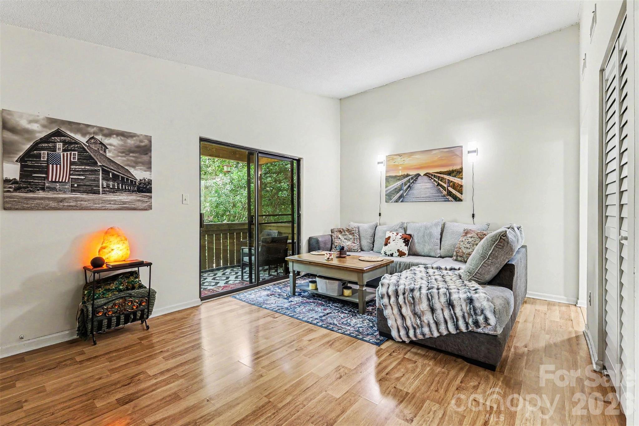 Riverview Villas - Residential